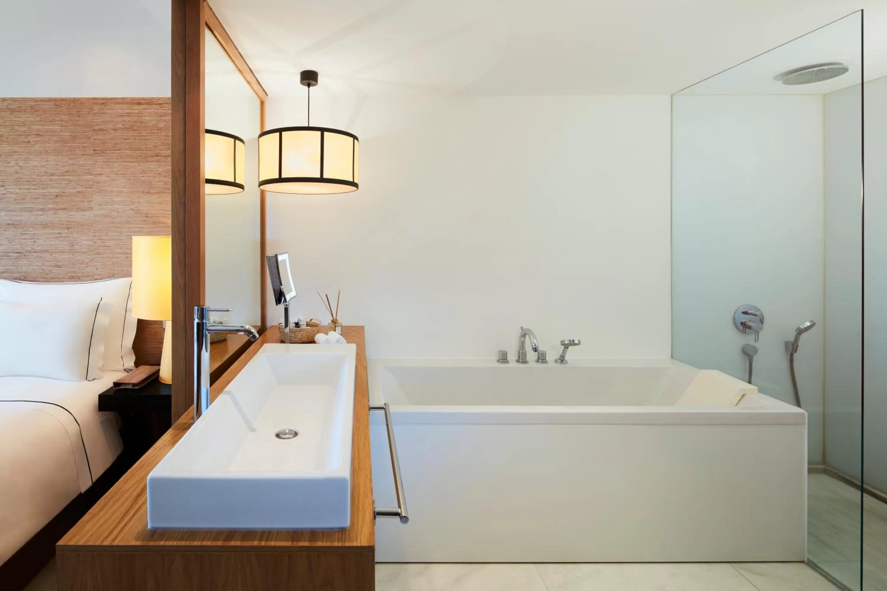 Bathroom, Bed in Anantara Vilamoura Family Friendly