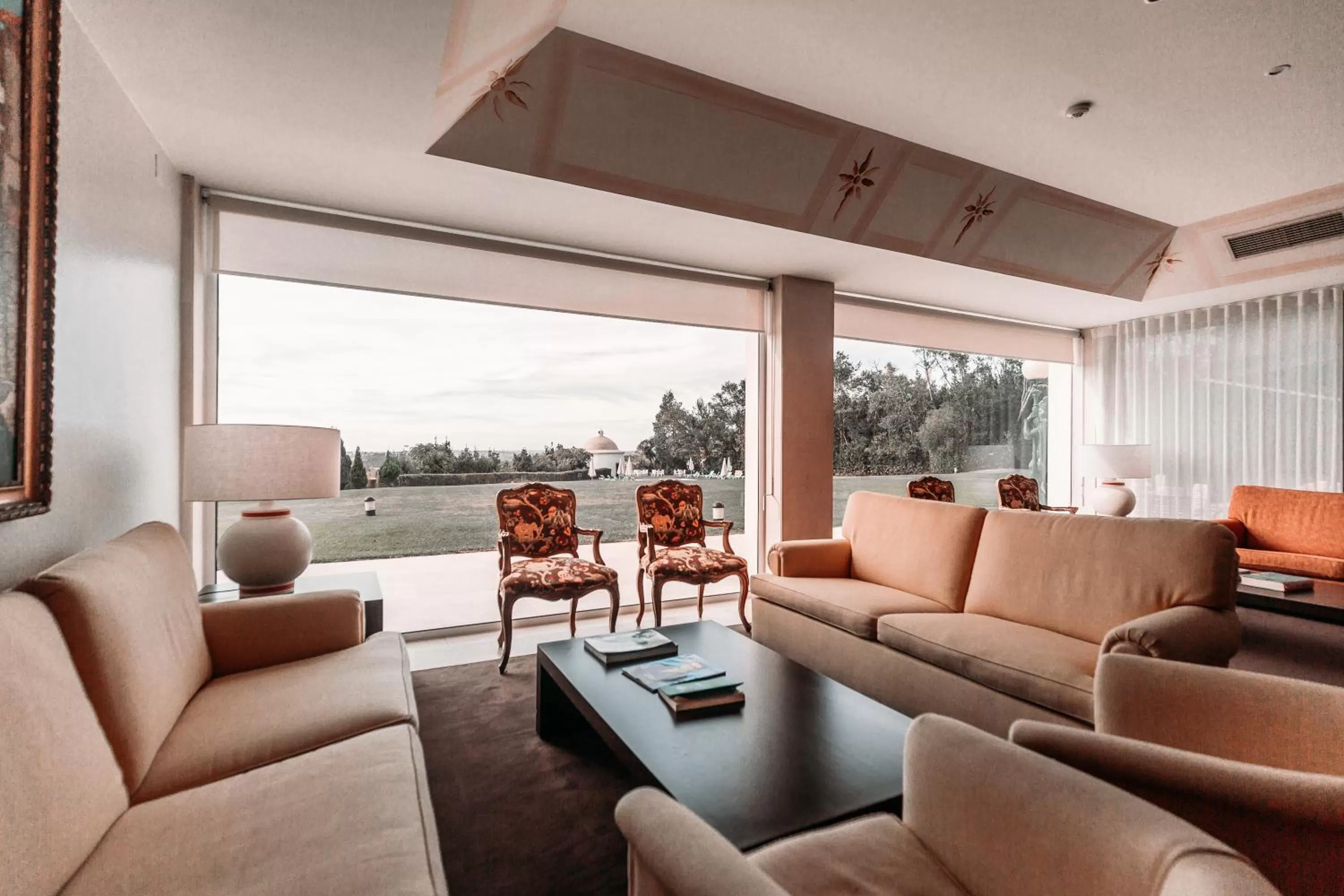 Lounge or bar in Conimbriga Hotel do Paço