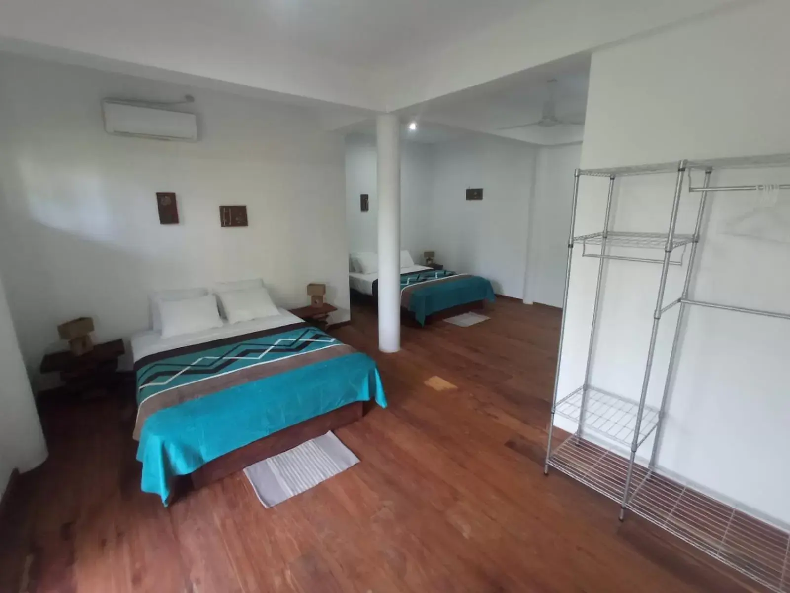 Quadruple Room with Garden View in La Luciernaga Big Creek Quadruple Room with Garden View in La Luciernaga Big Creek