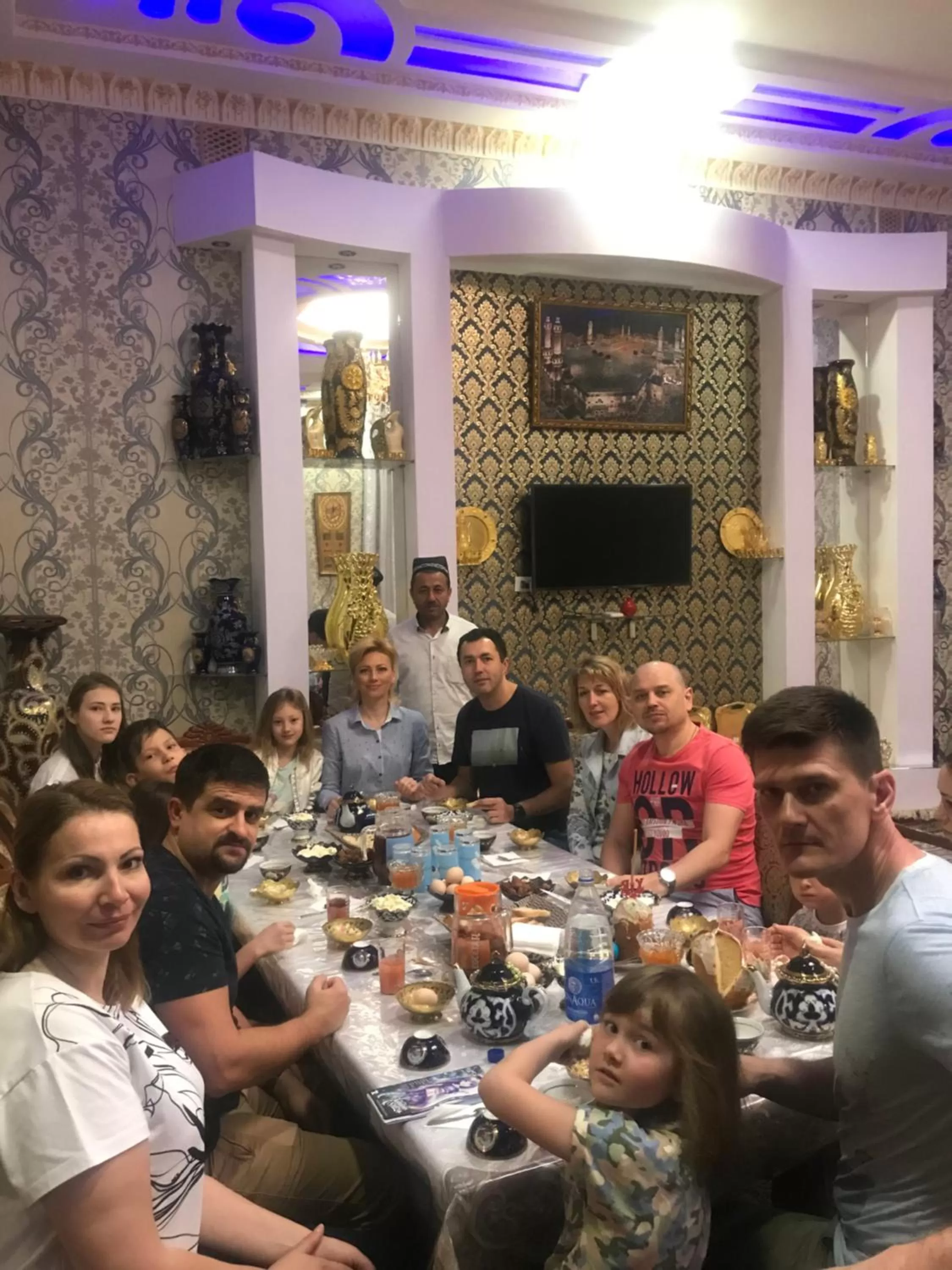 Restaurant/Places to Eat in Risqiro'z Ancient Boutique Hotel