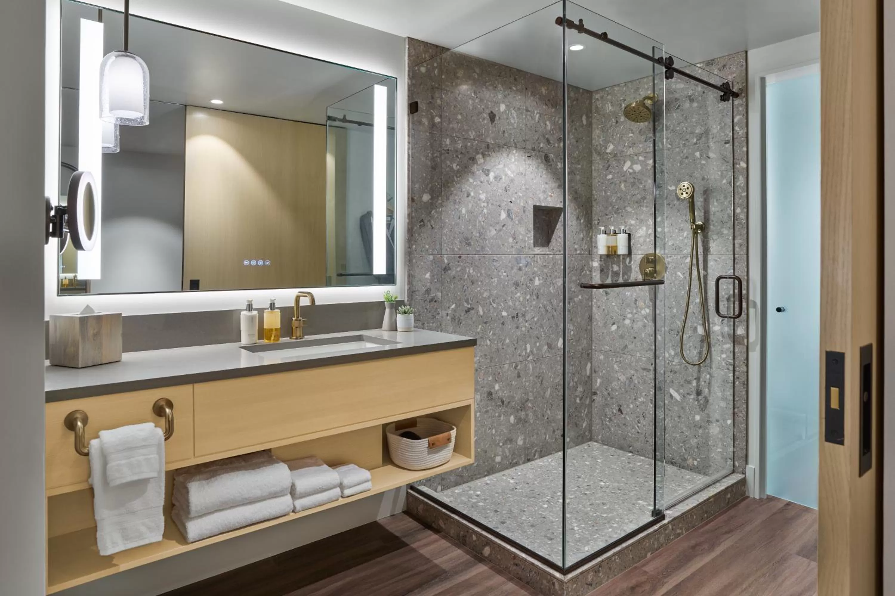 Shower in Mission Pacific Beach Resort, part of JdV by Hyatt