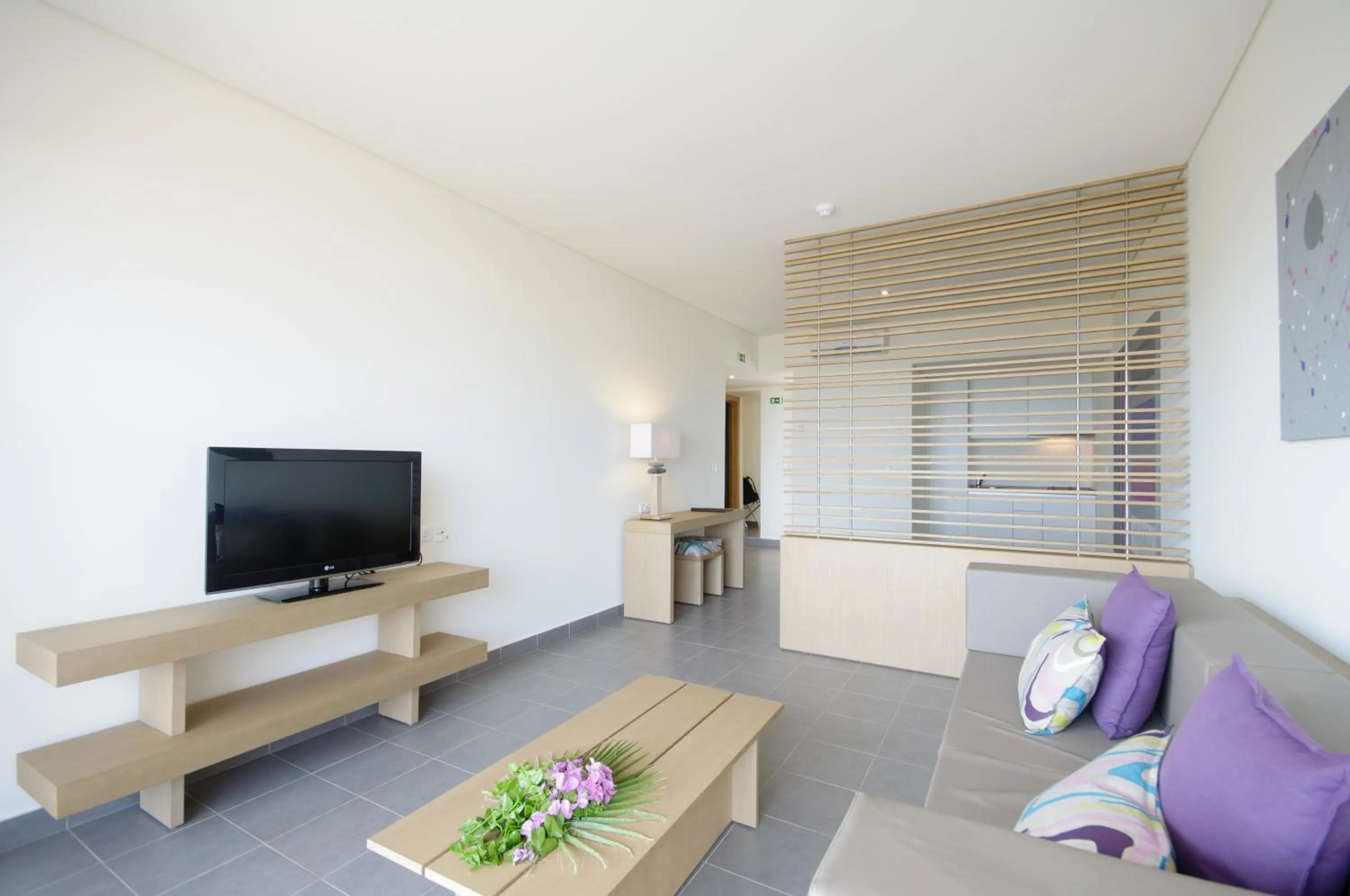 Bedroom in Oasis Salinas Sea