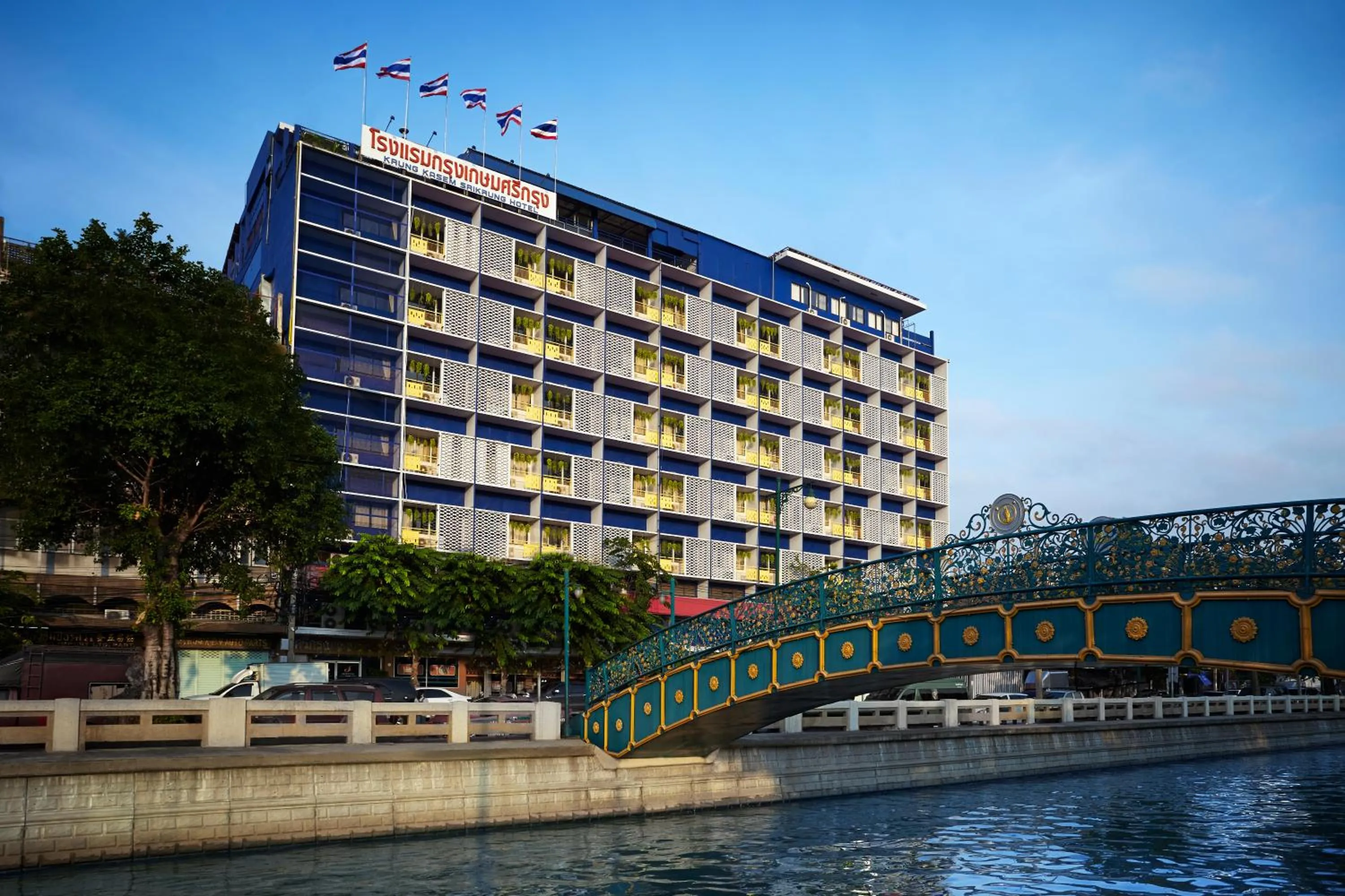 Property building in The Krungkasem Srikrung Hotel