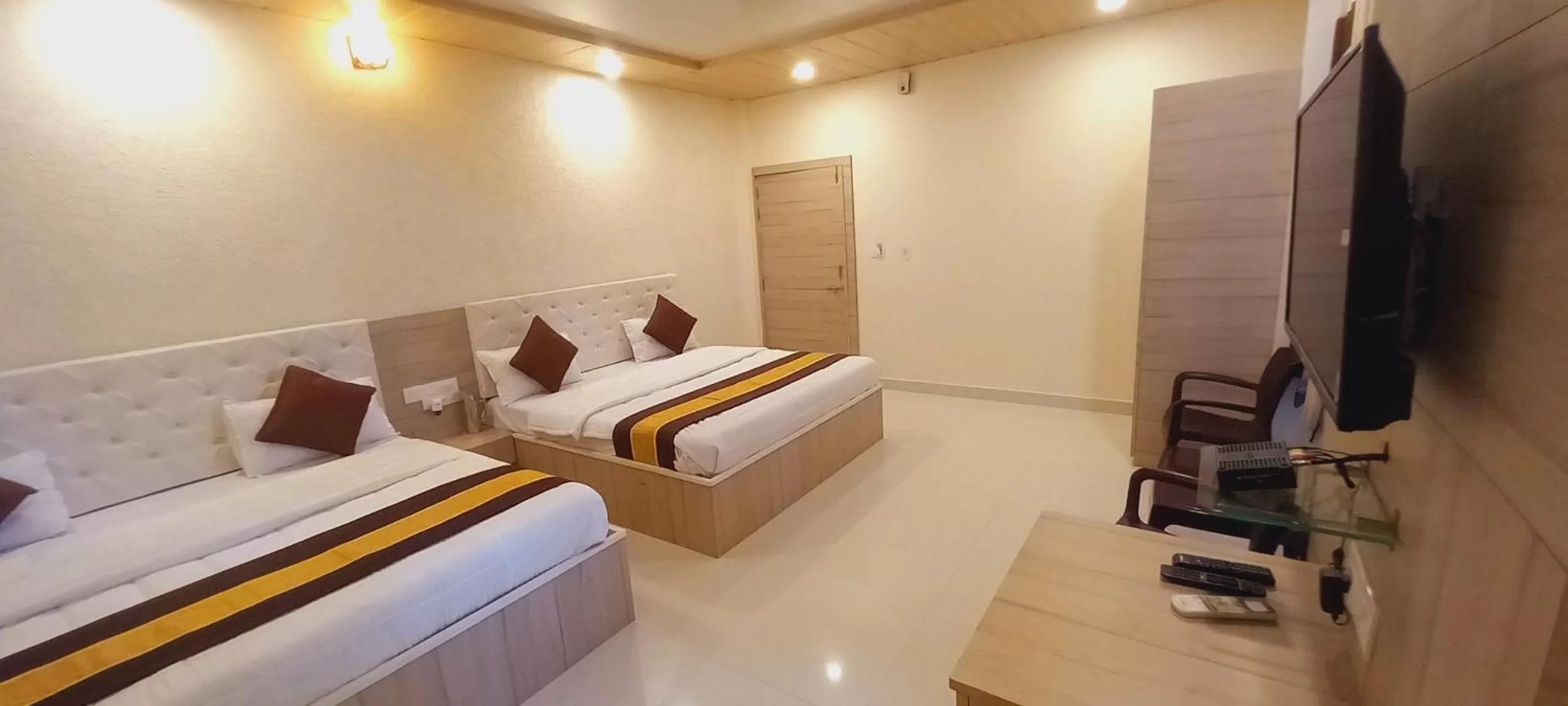 Bed in Sanjog Resort