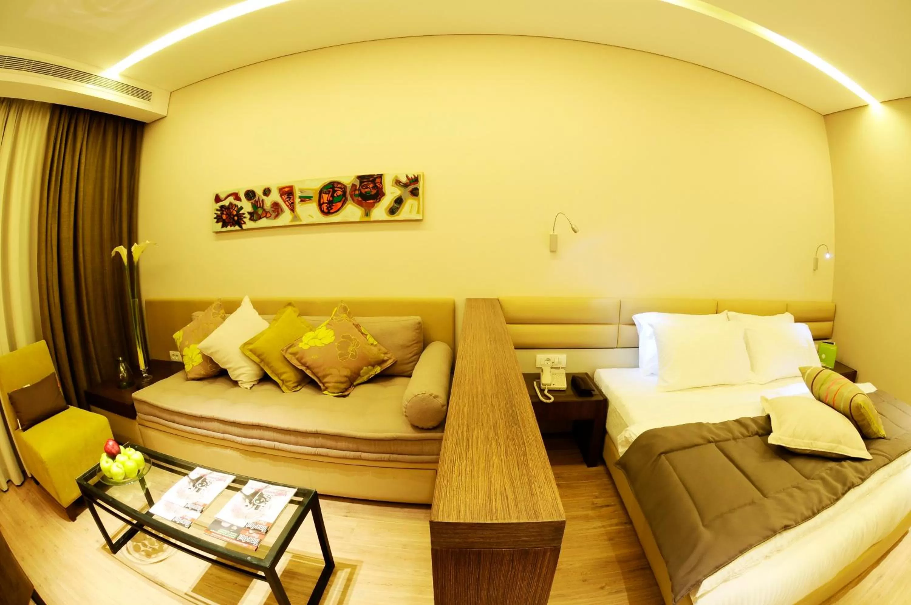 Photo of the whole room, Seating Area in Country Lodge Hotel & Resort Beirut