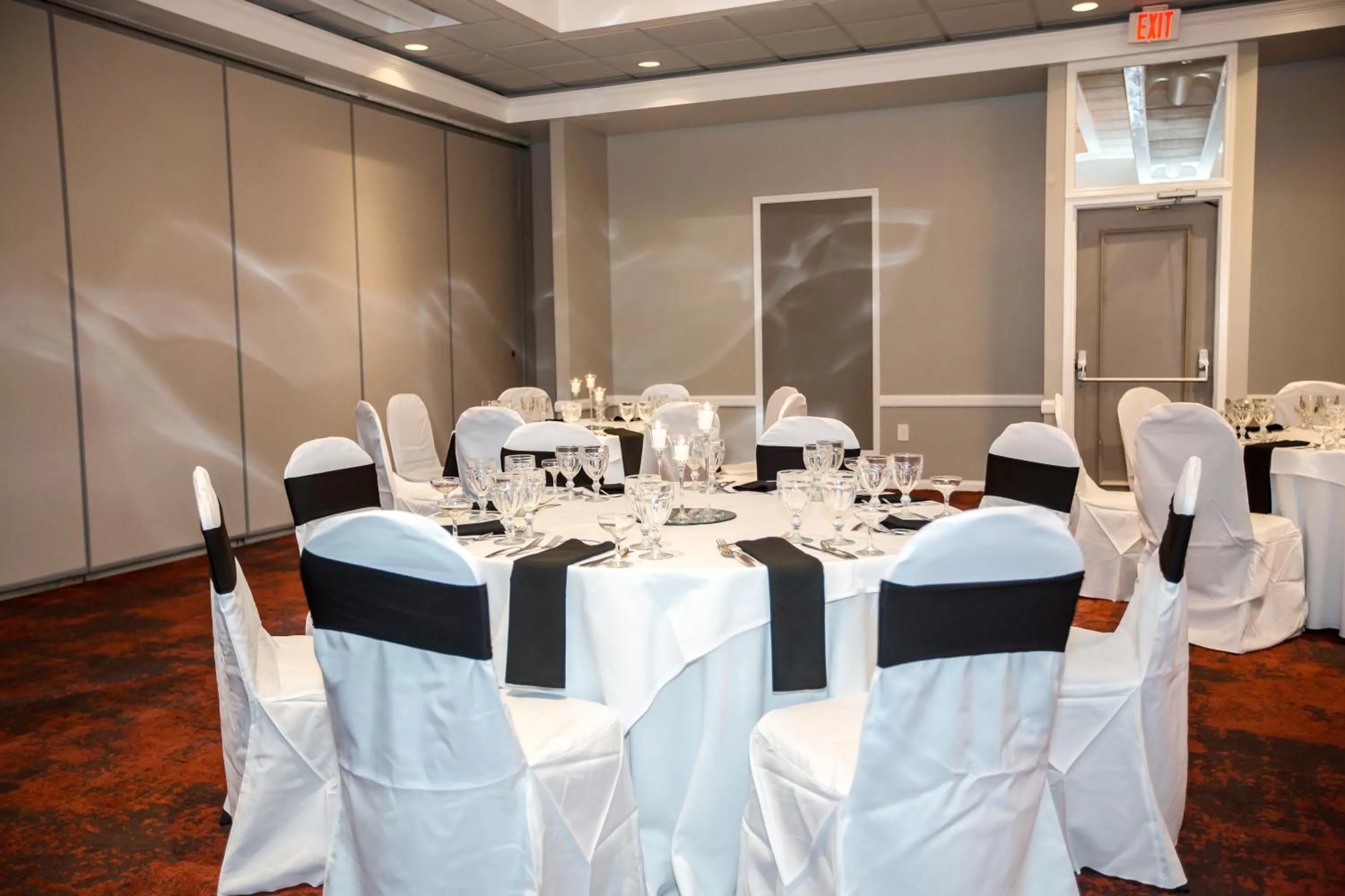 Banquet/Function facilities in Ramada by Wyndham Jacksonville Hotel & Conference Center