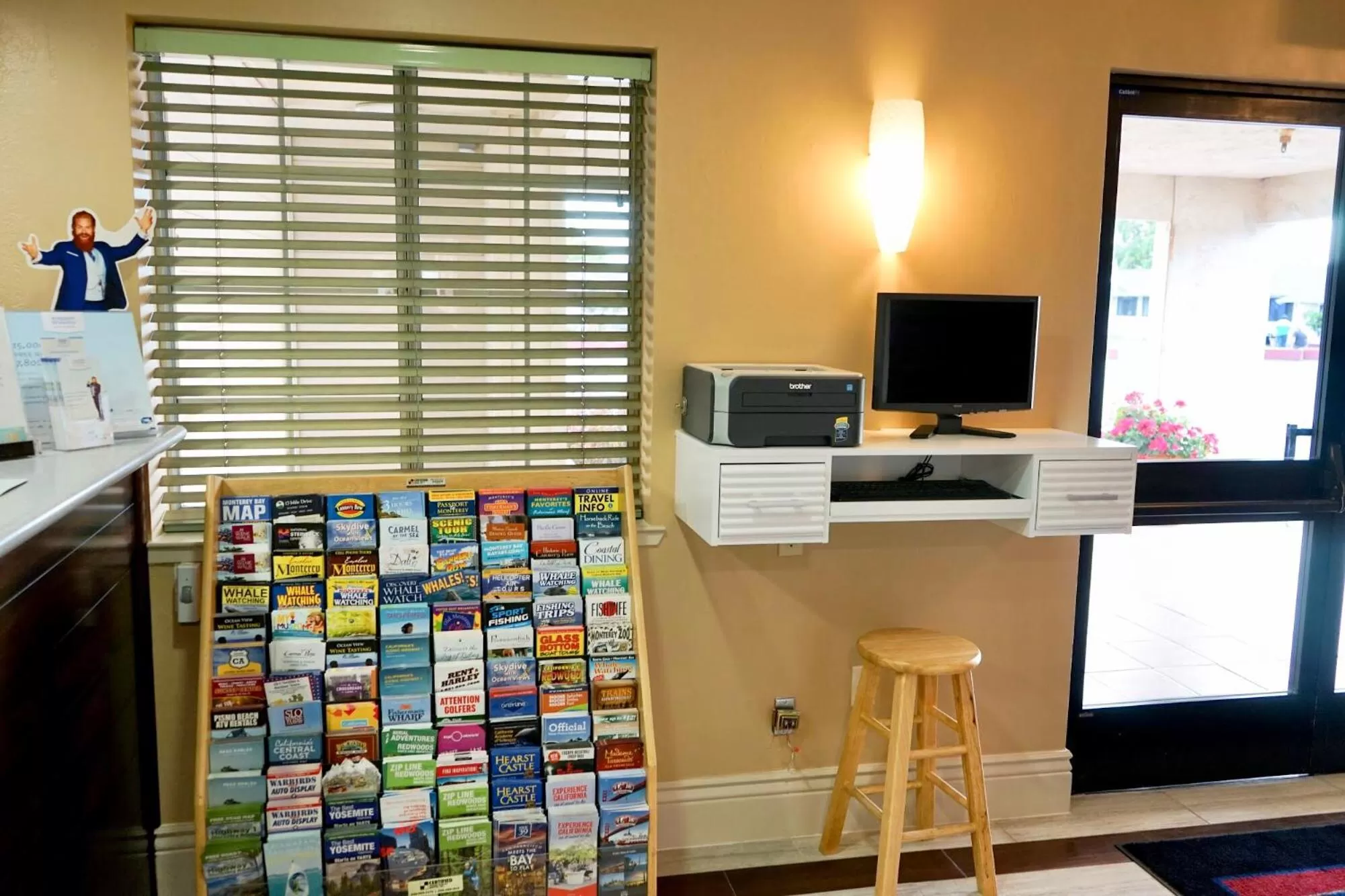 Howard Johnson by Wyndham Salinas