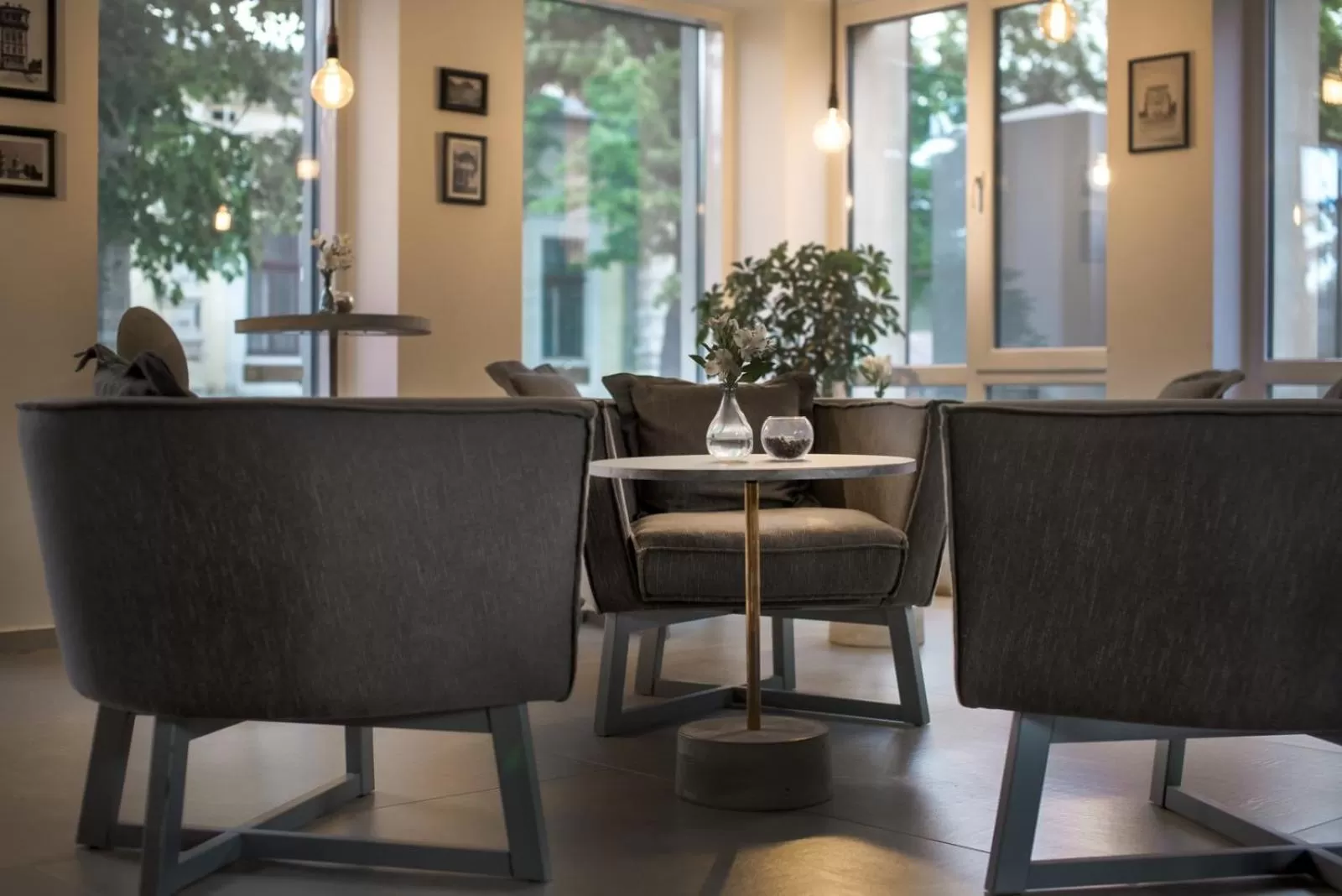 Property building in Thomas Albert Hotel