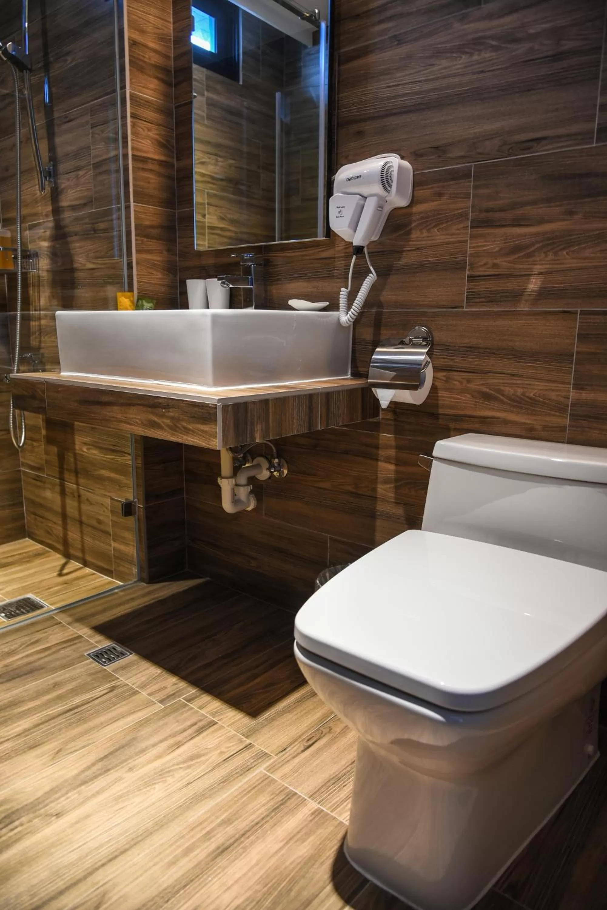 Toilet in Wountain Hotel