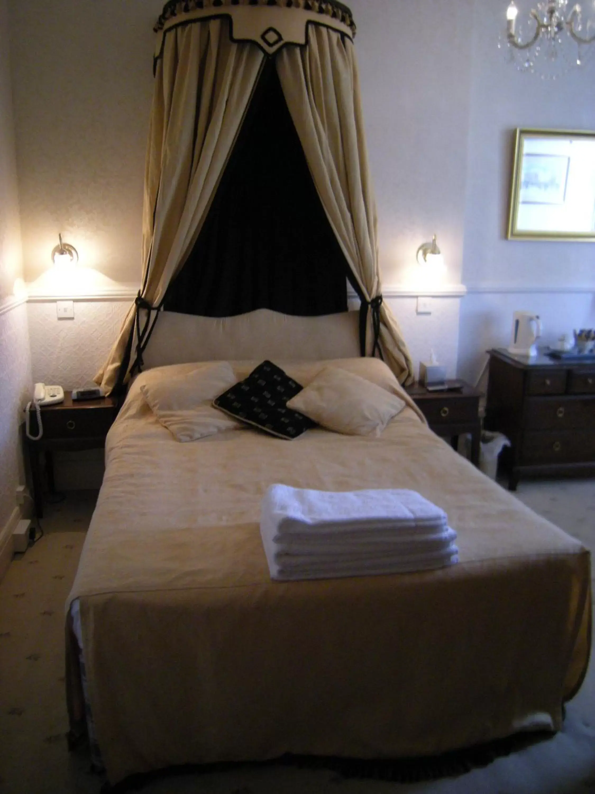 Double Room with Garden View in Headlands Hotel Double Room with Garden View in Headlands Hotel