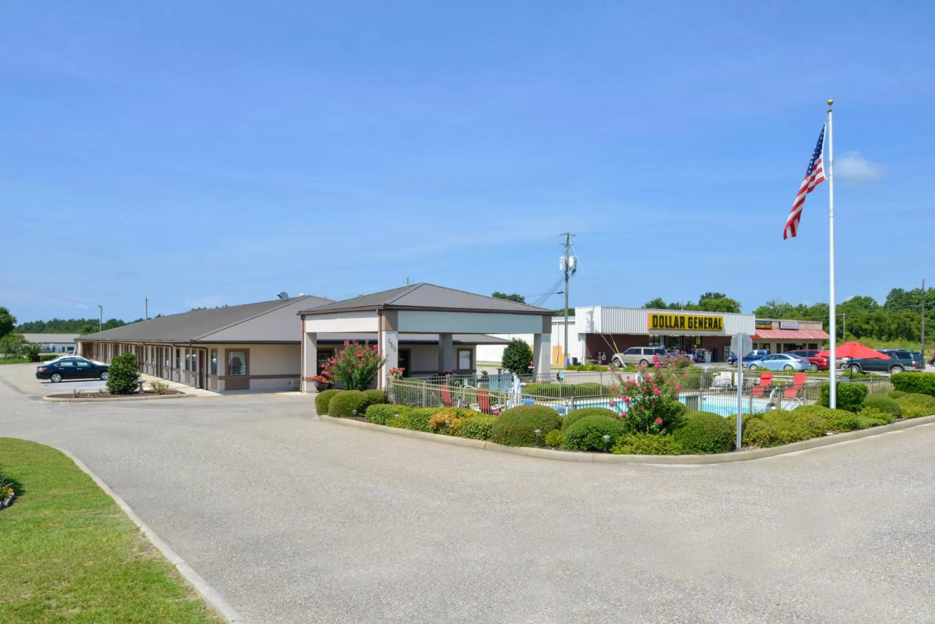 Property building in Briarwood Inn Of Geneva