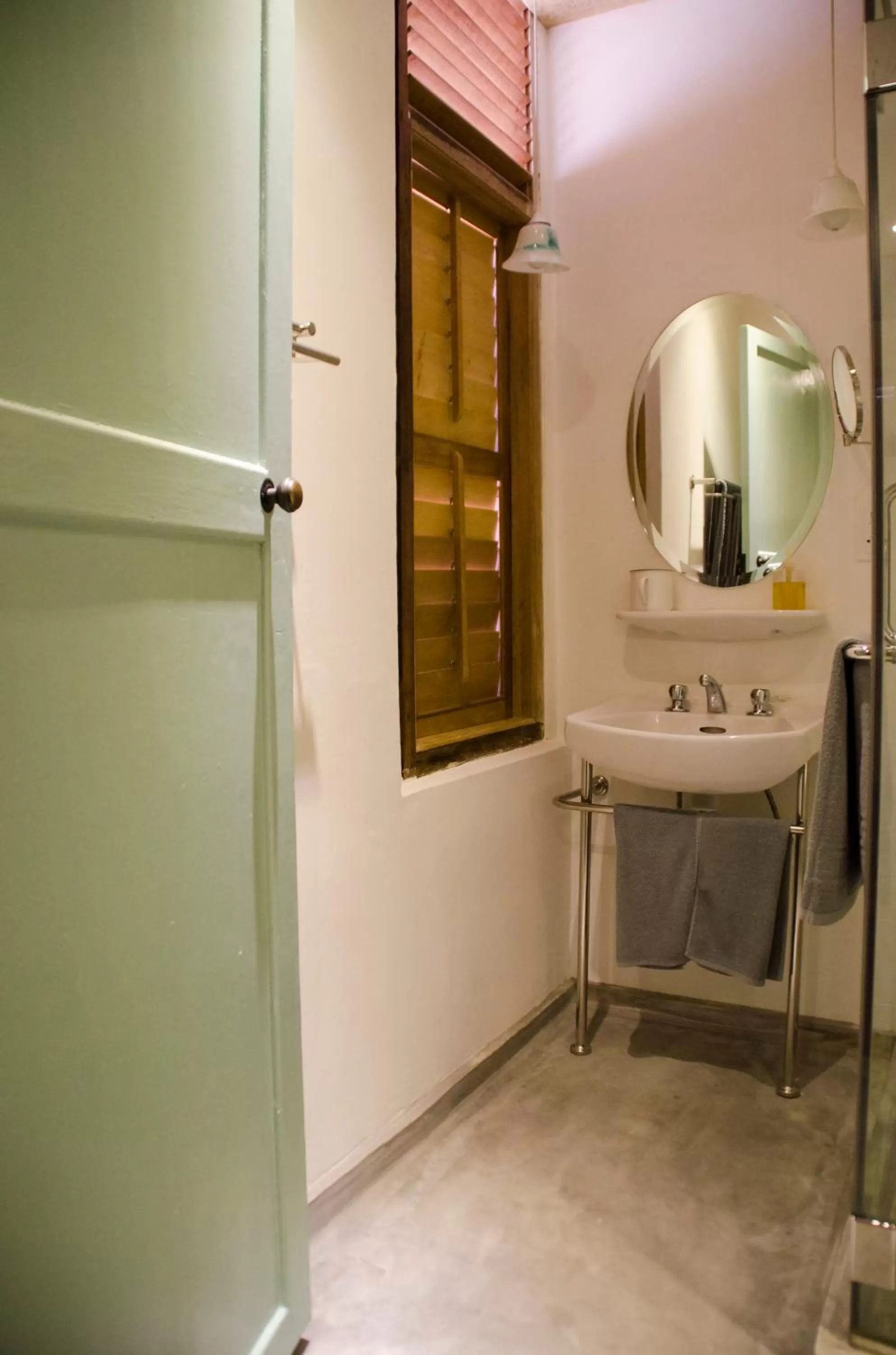 Ren I Tang Heritage Inn