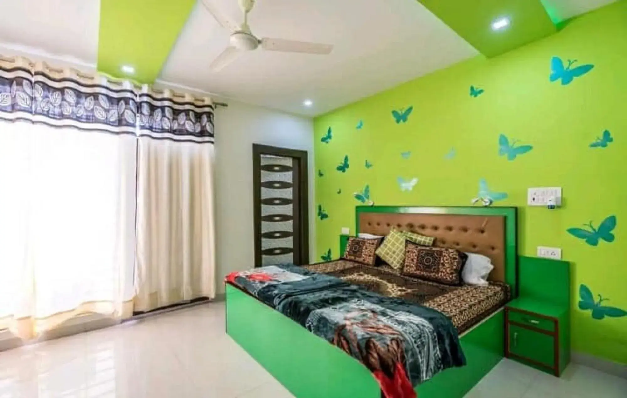 Standard Twin Room in Friends Home Stay - Agra Standard Twin Room in Friends Home Stay - Agra