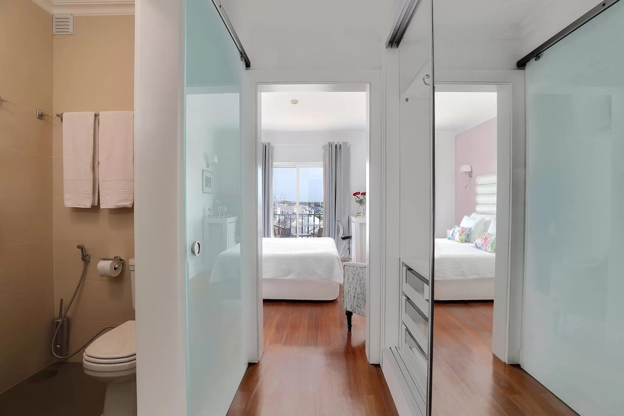 Bathroom, Bed in Vila Sao Vicente Boutique (Adults Only)