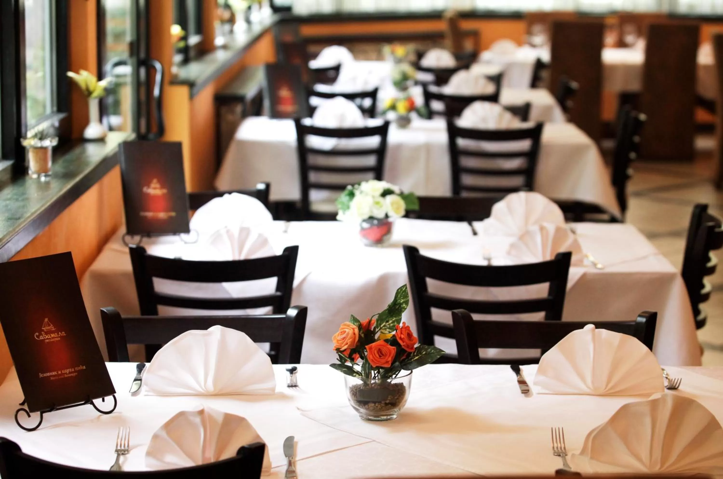 Restaurant/places to eat in Belgrade City Hotel