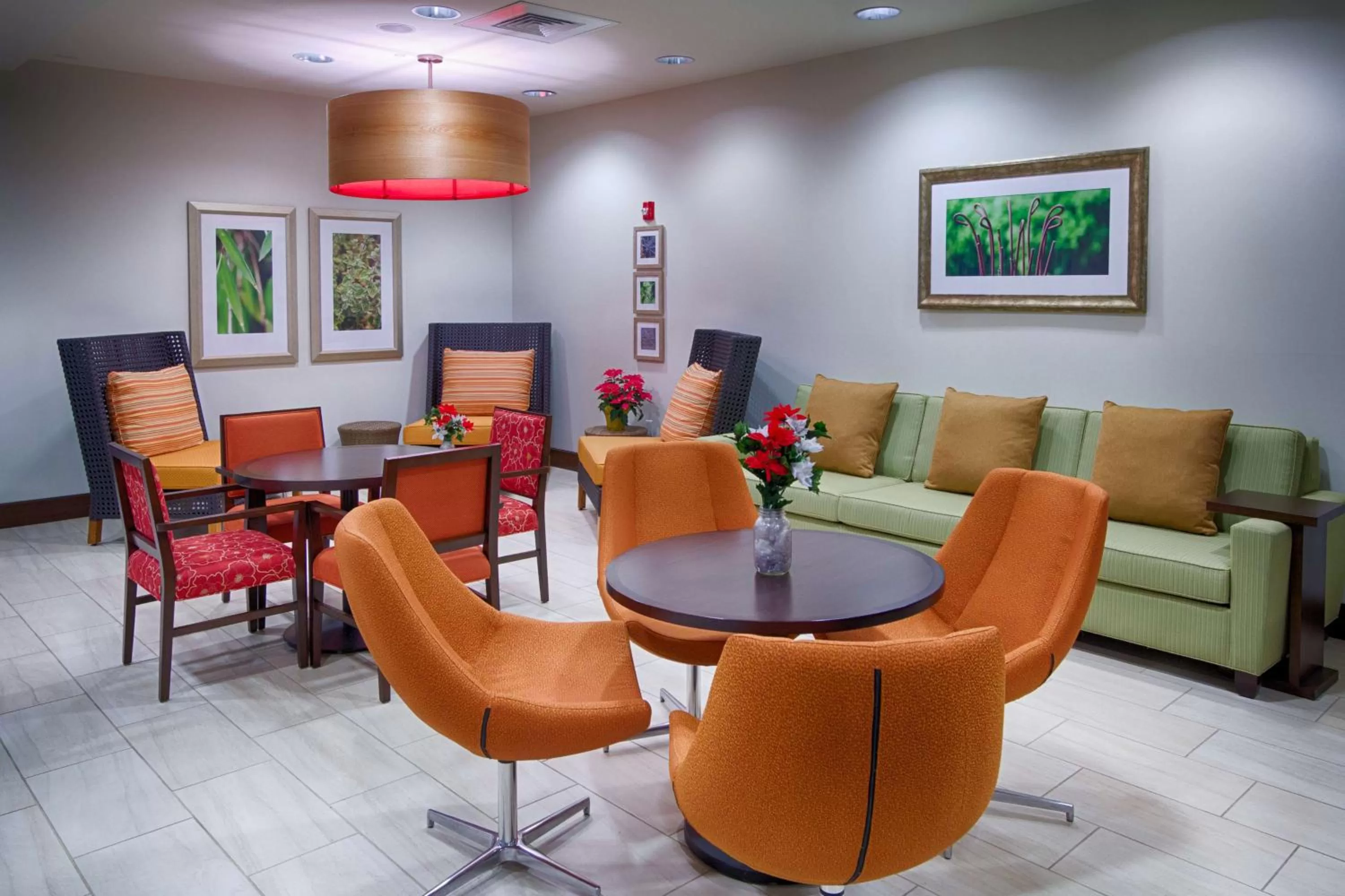 Lobby or reception in Hilton Garden Inn Salina