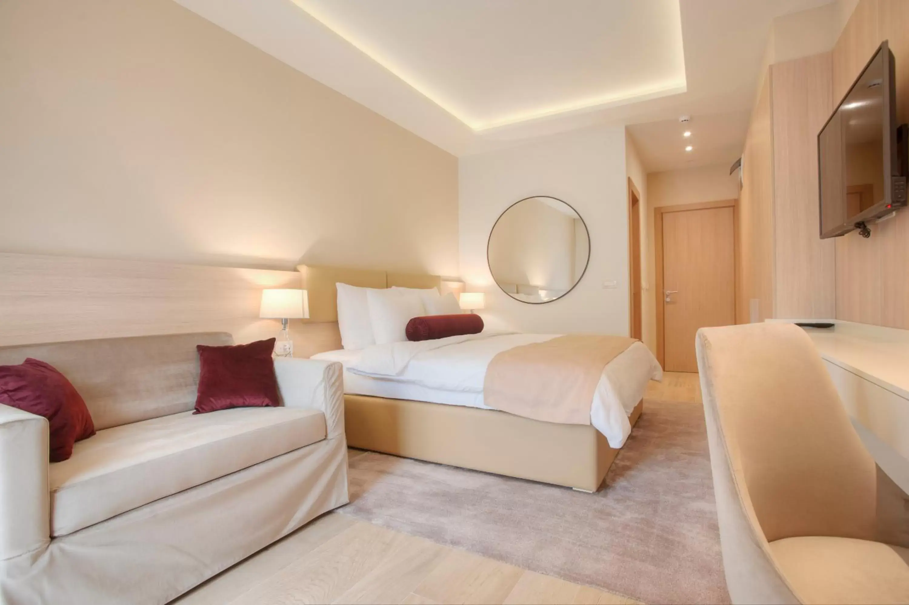 Superior Double or Twin Room in Hotel Villa Gracia Superior Double or Twin Room in Hotel Villa Gracia