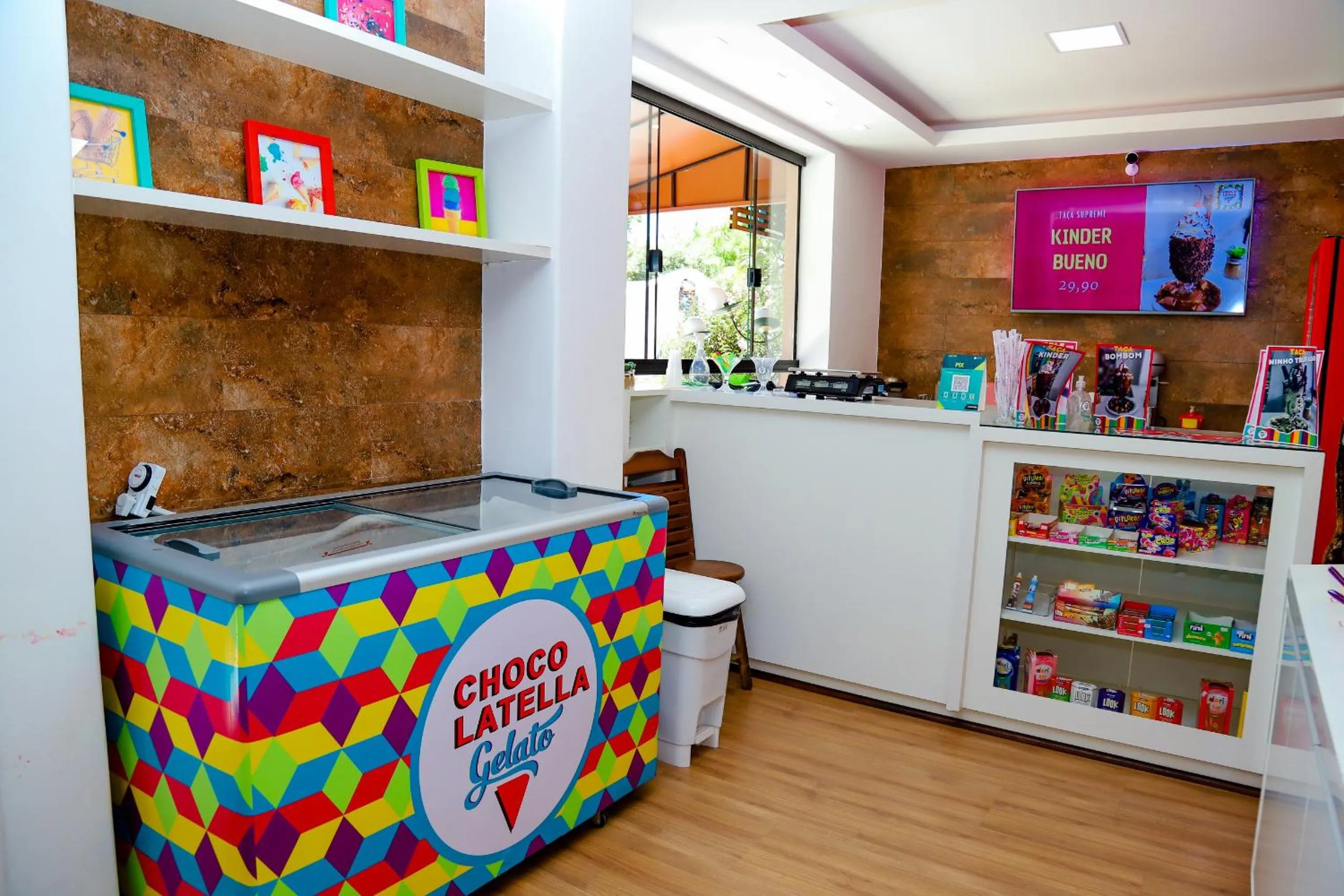 Restaurant/places to eat in VOA Hotel Rezende