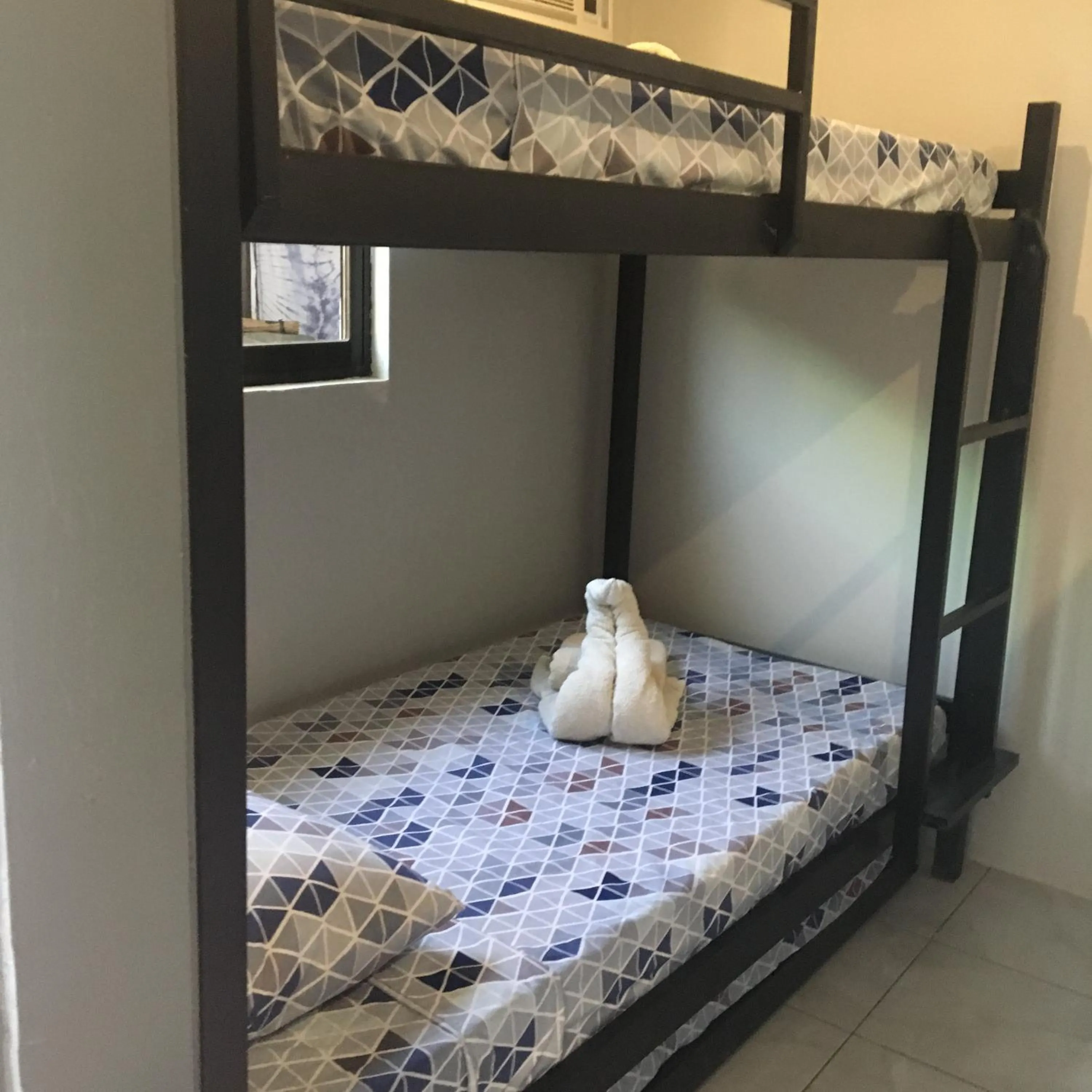 Shower, Bed in Stardust Beach Hotel