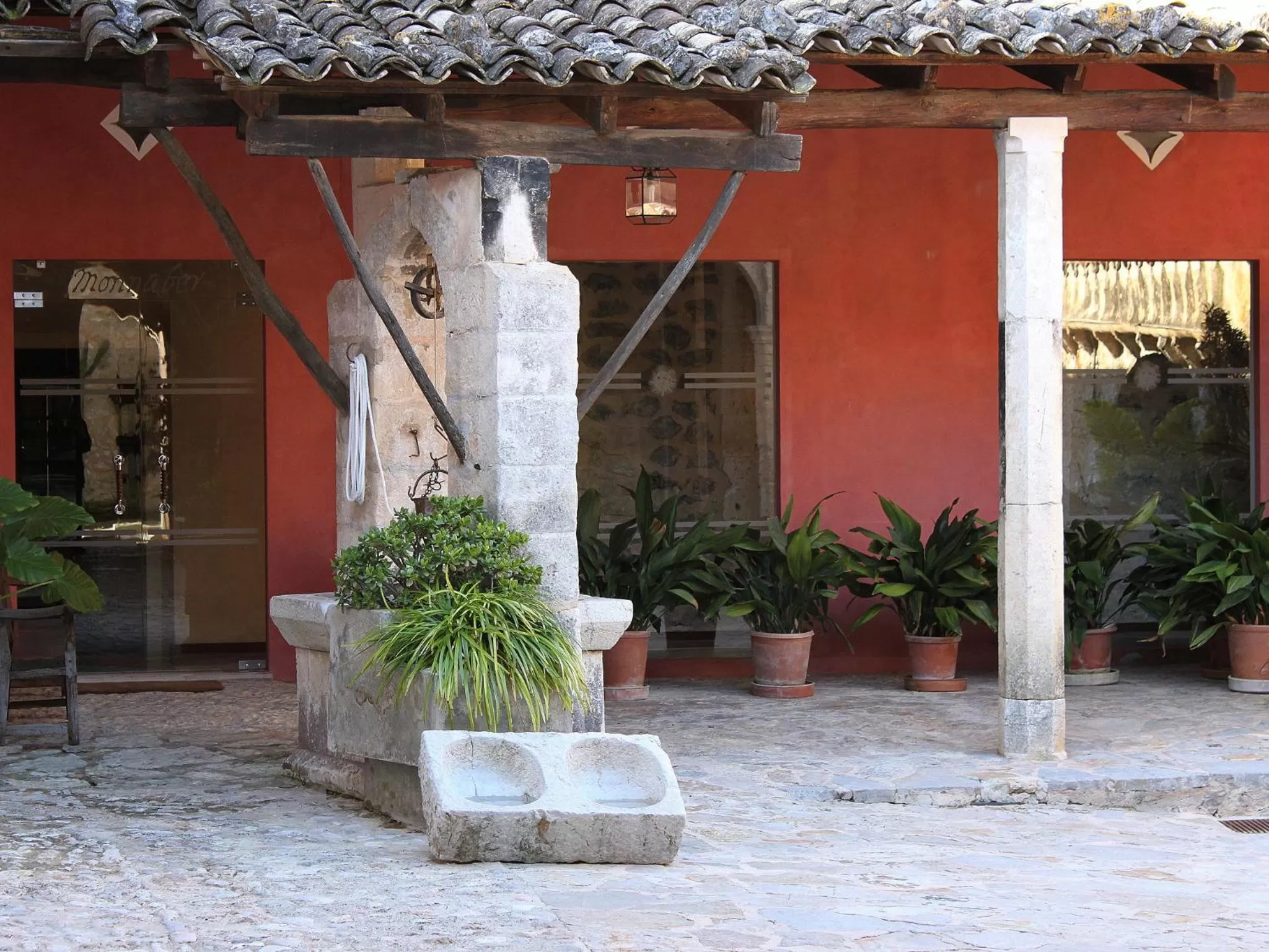 Facade/entrance in Monnàber Vell