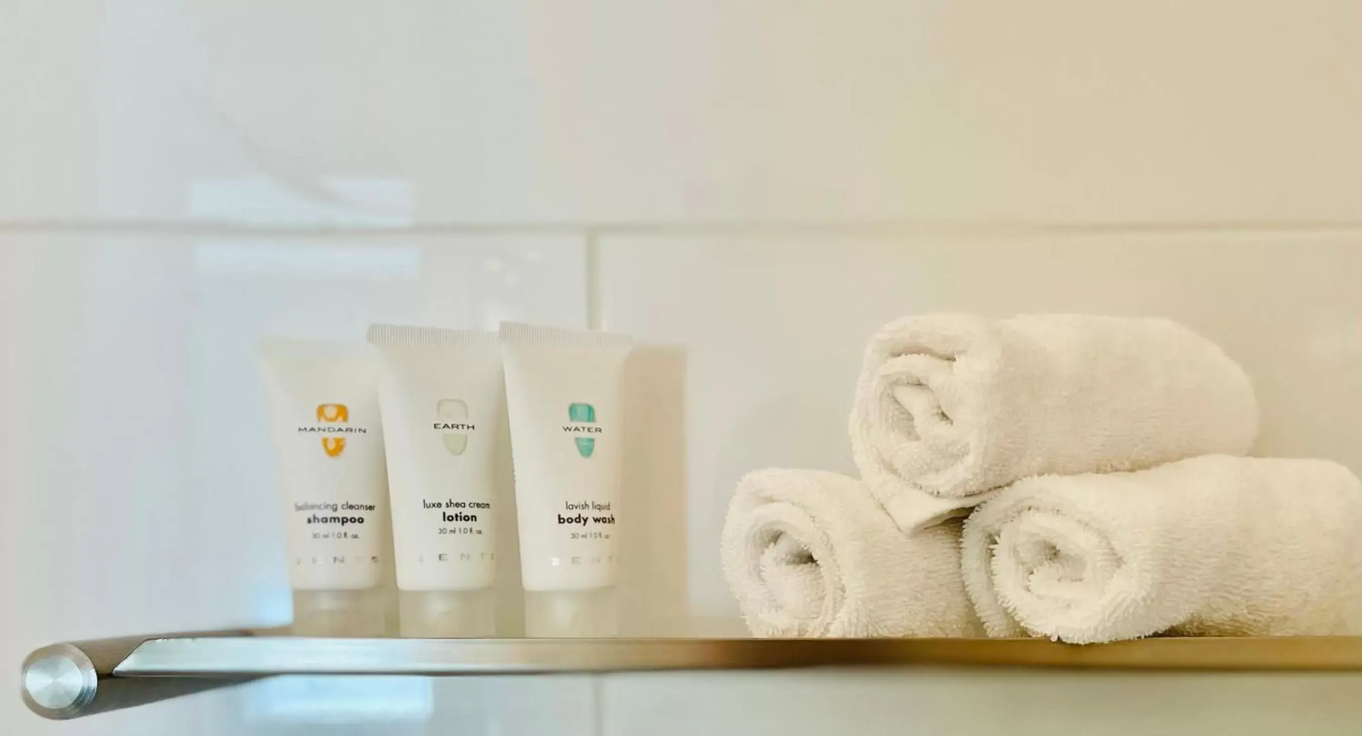 ADA Accessible Apartment in Art House Hotel ADA Accessible Apartment in Art House Hotel