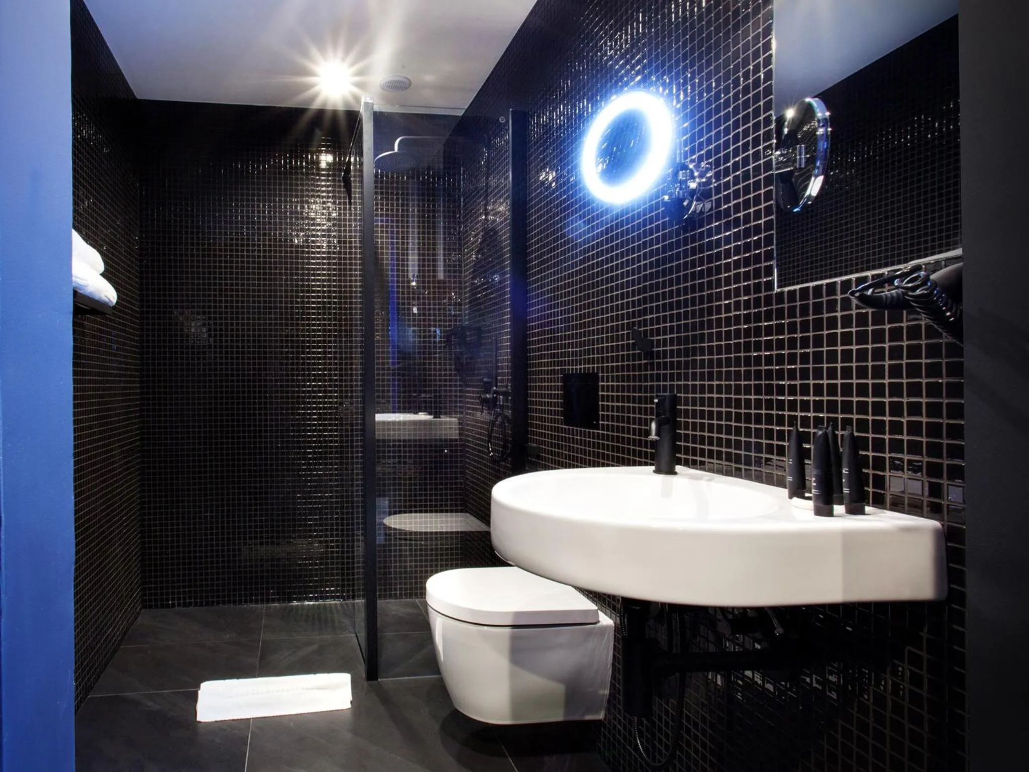 Shower in The Loft Hotel Adults Only