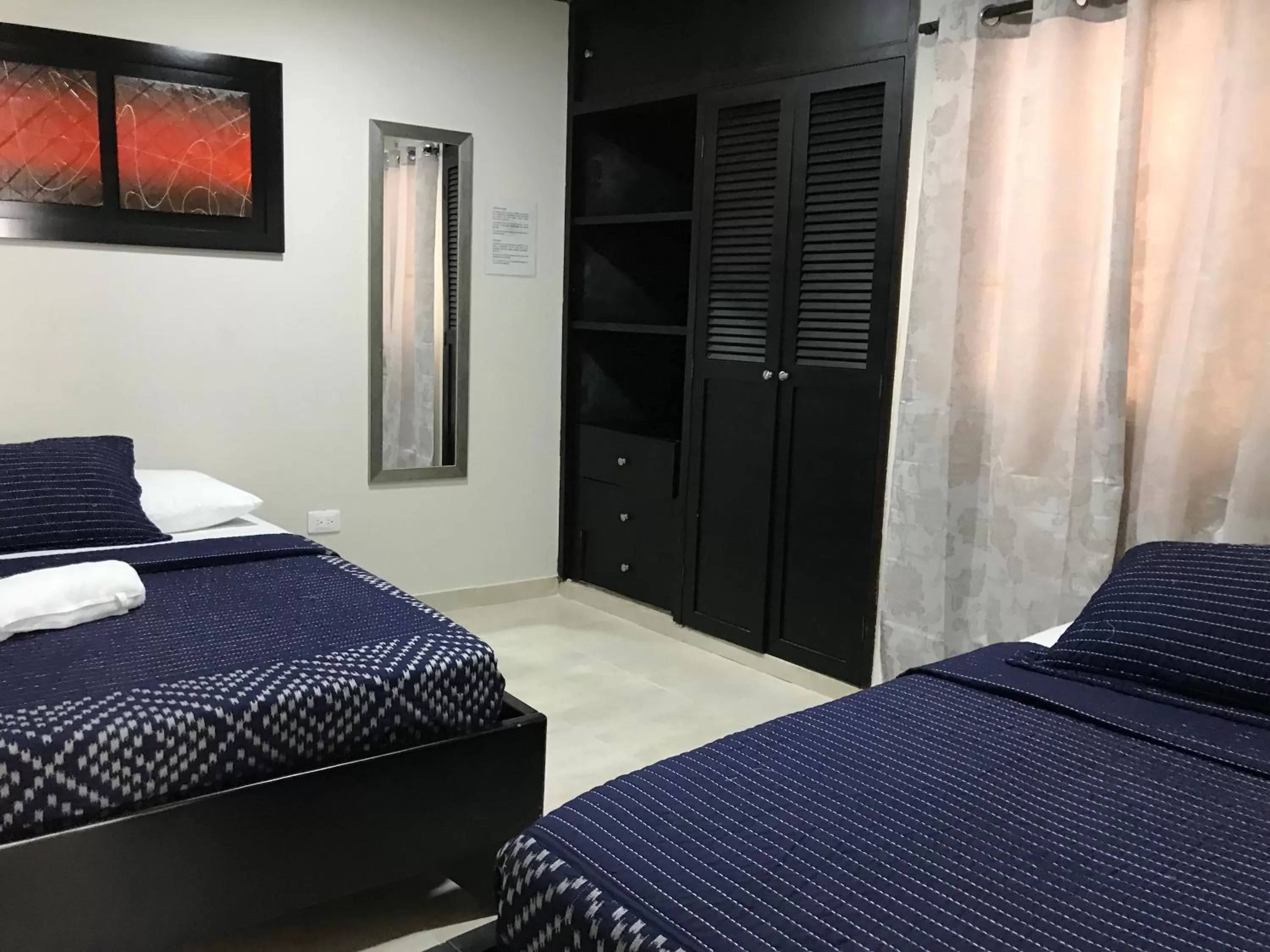 Bed in Caribbean Island Hotel Piso 2