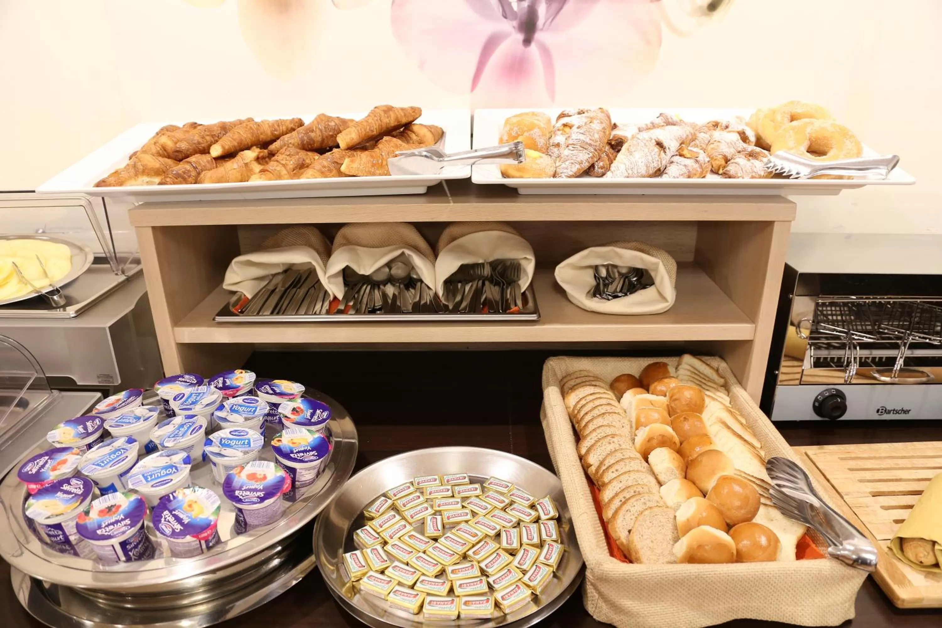 Food and drinks in Hotel Sisto V