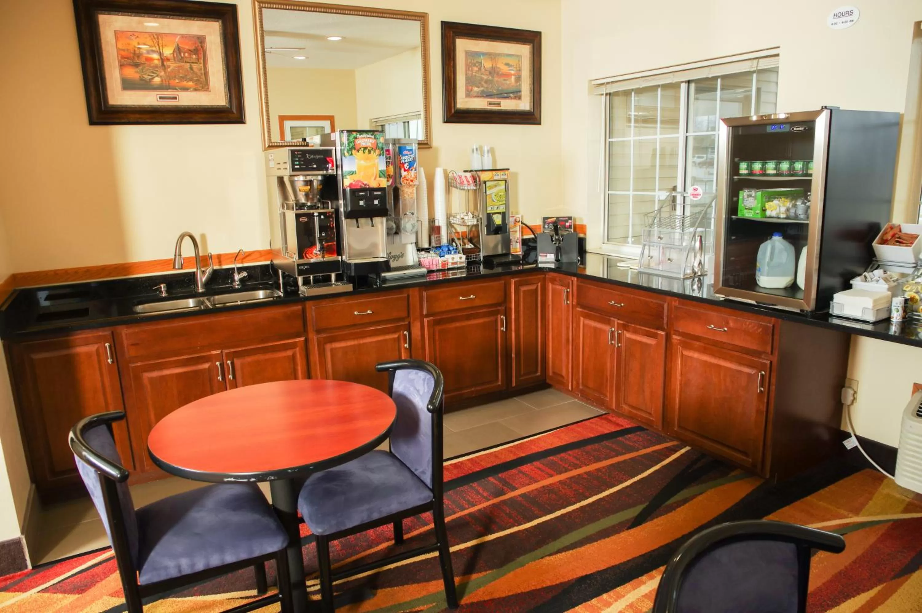 DUTCH INN AND SUITES