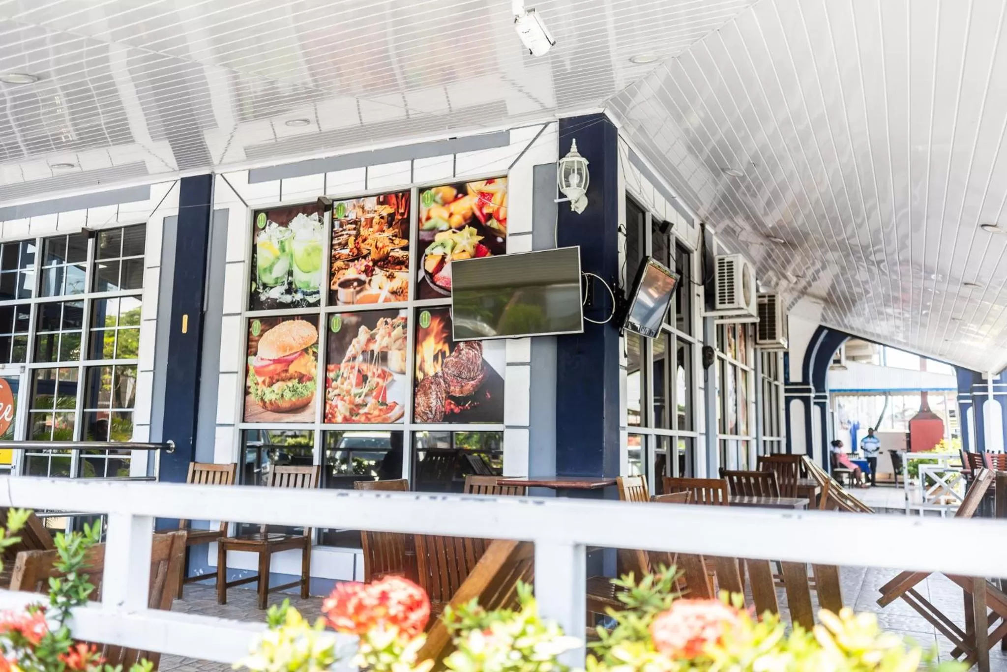 Breakfast in Status International Hotel