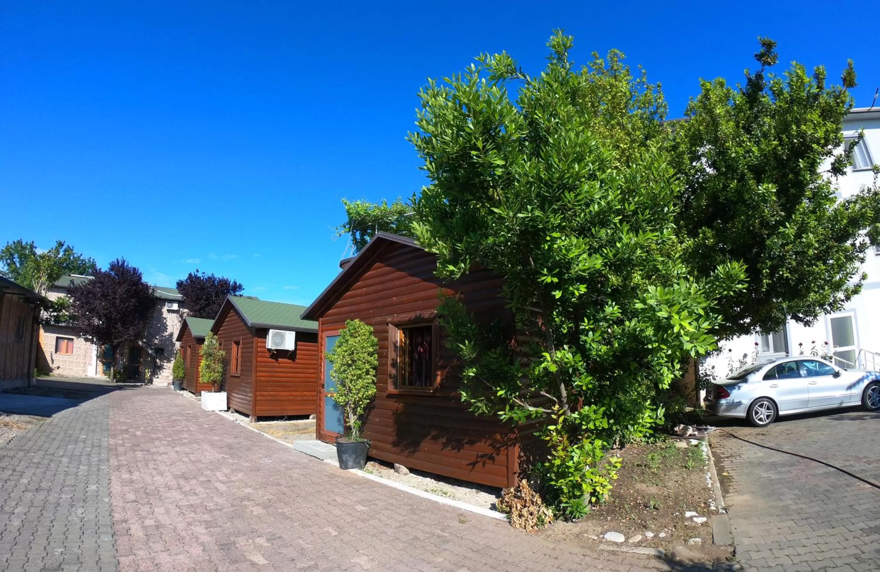 Property building in Hotel Bicaj