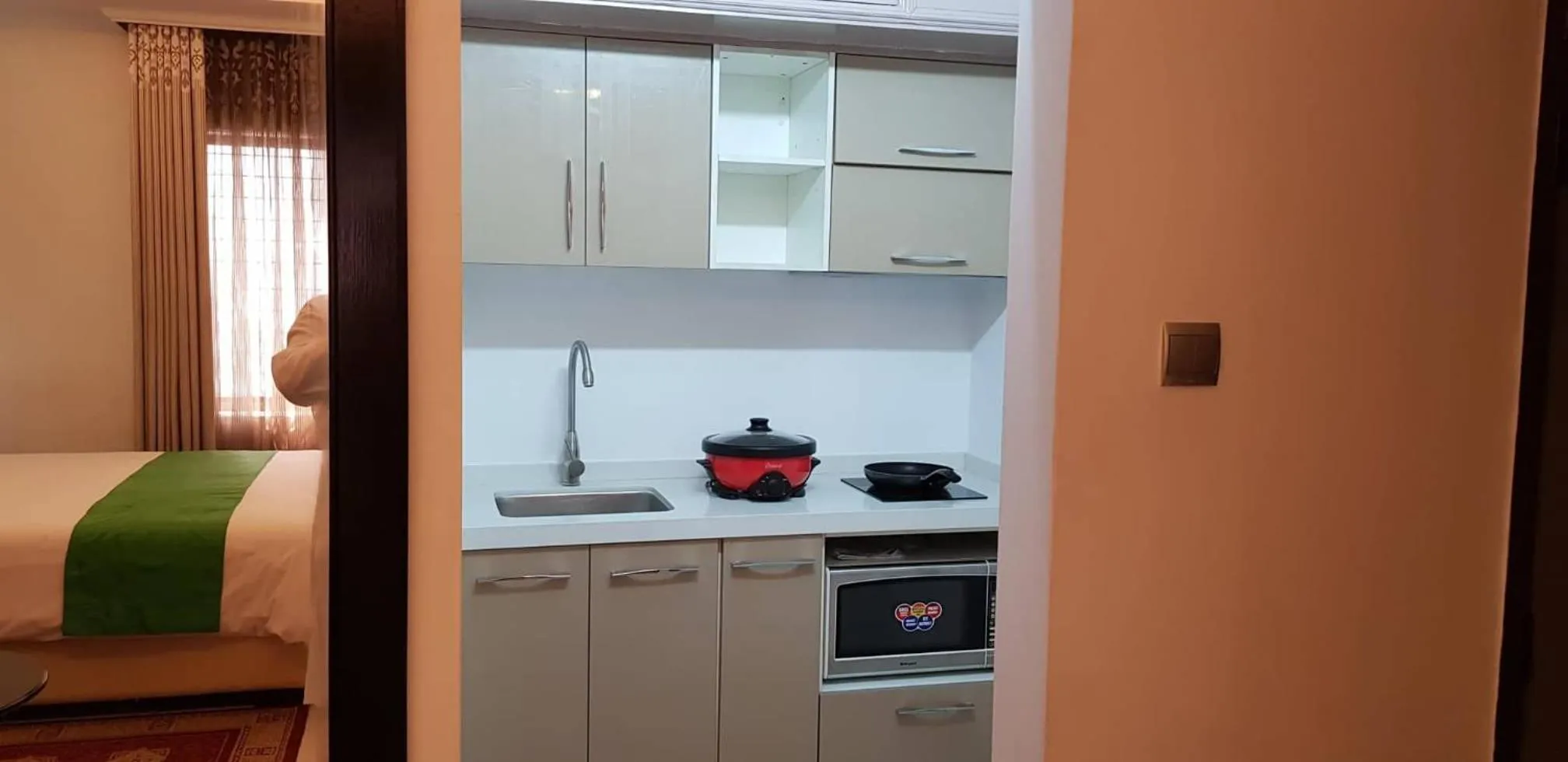 Communal kitchen in Nascent Gardenia Baridhara