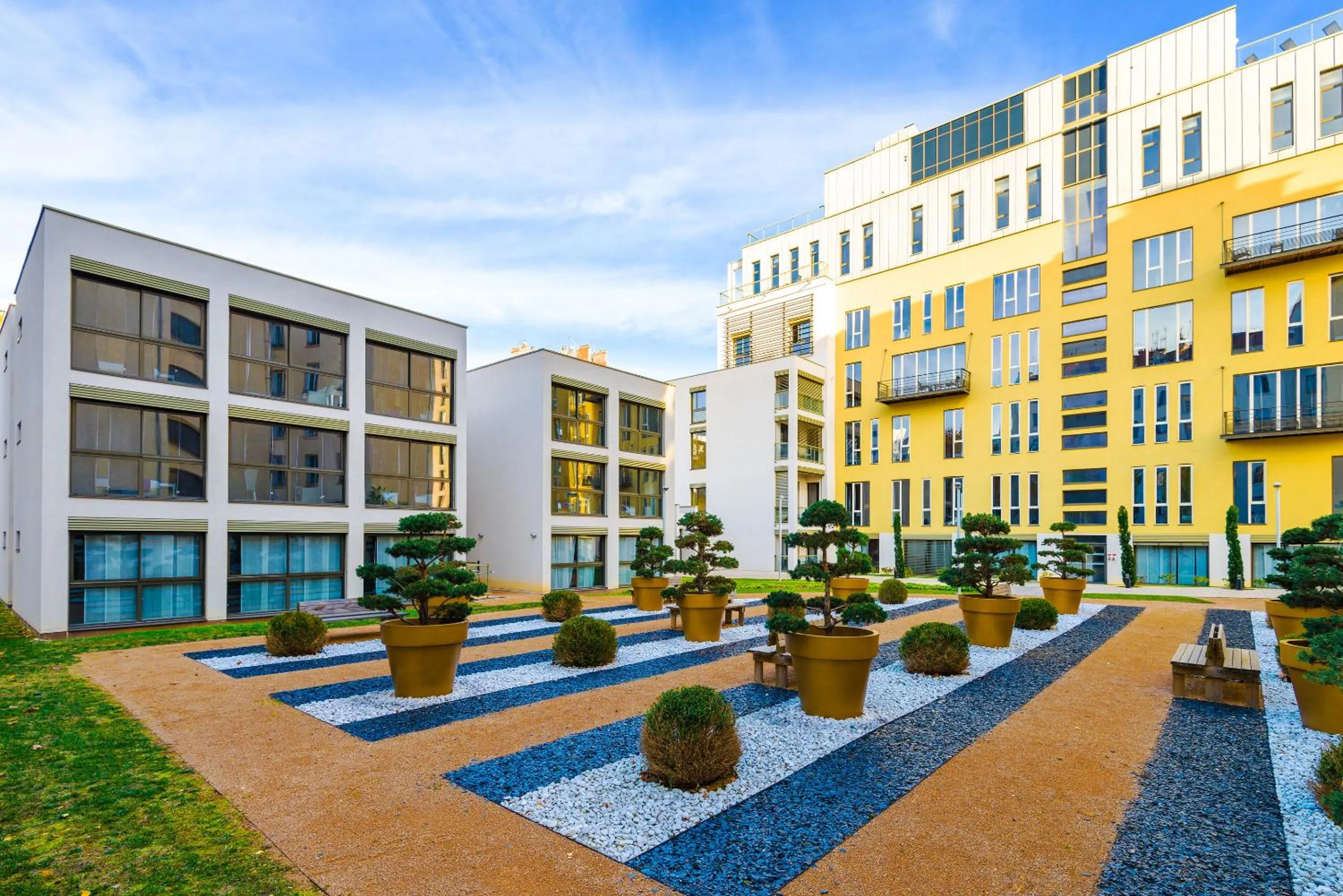 Garden in Lagrange Aparthotel Lyon Lumière