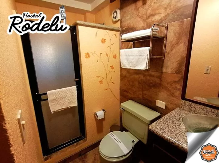 Bathroom in Hotel Rodelu