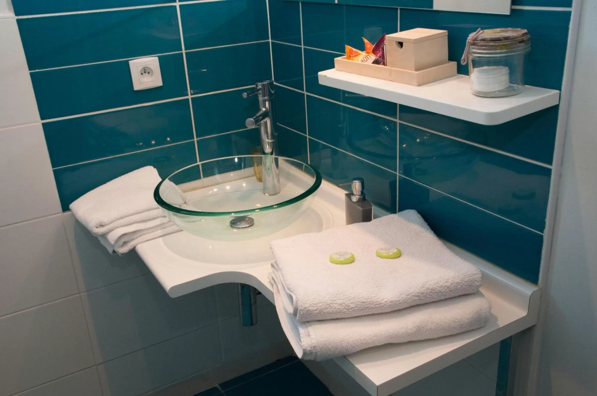 Bathroom in Le Mas Pinède