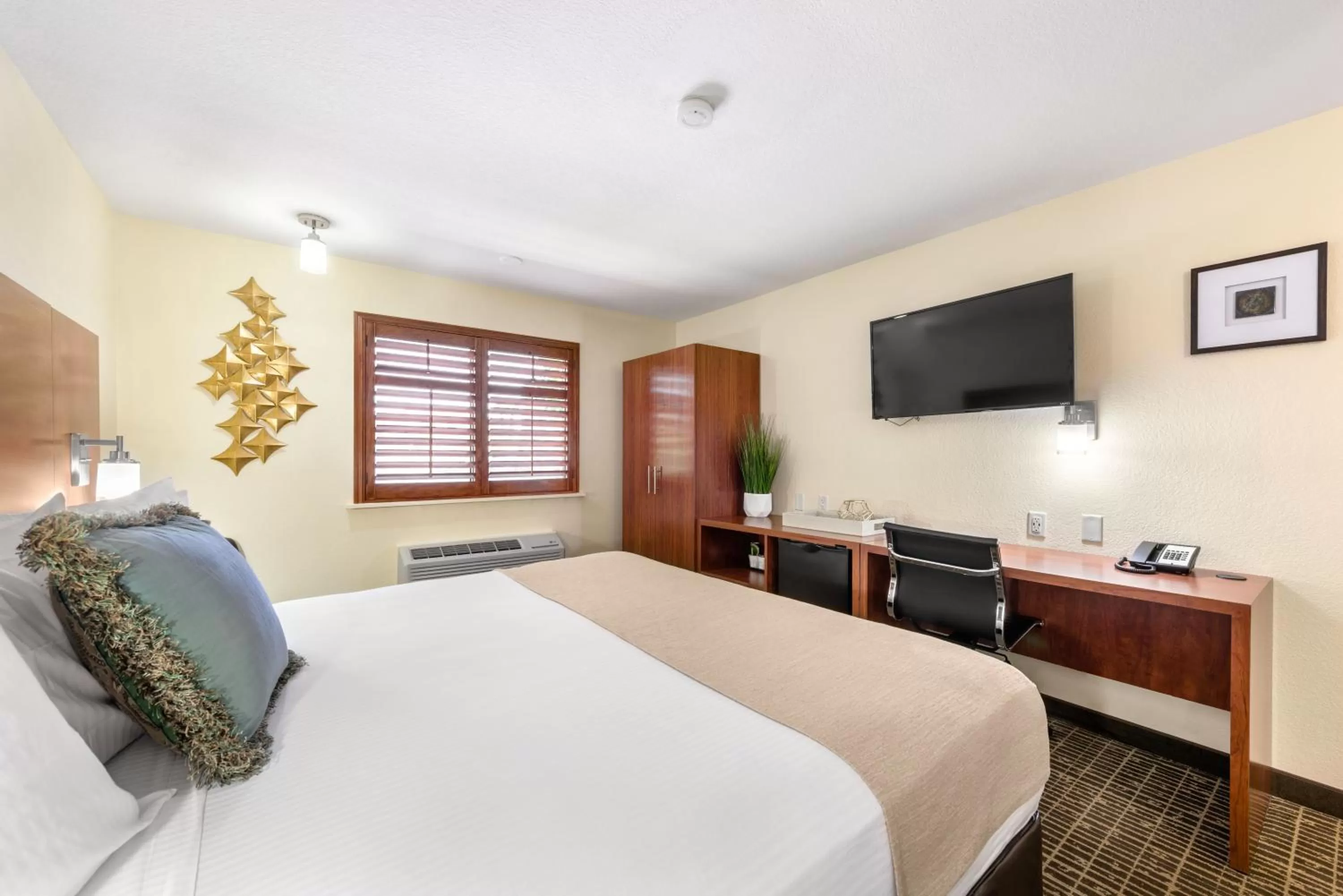 Bed in Ellis Island Hotel Casino & Brewery