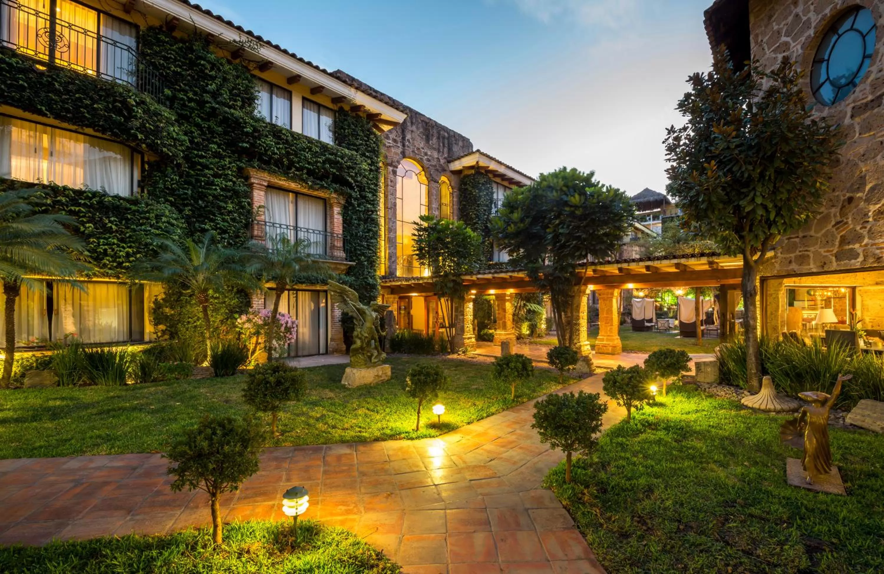 Property building in Quinta Real Guadalajara