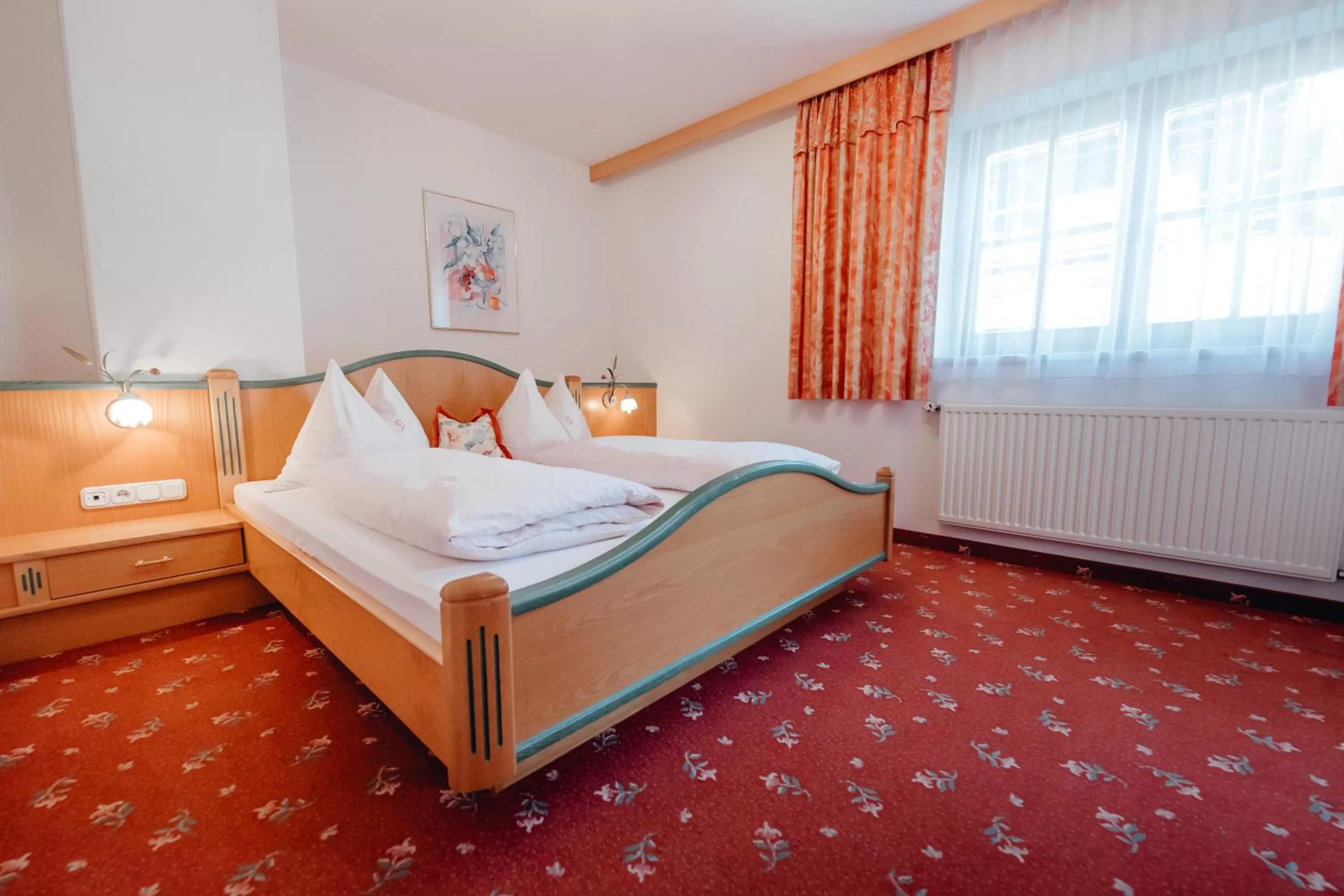 Bedroom, Bed in Dandler - Zimmer und Ferienwohnungen