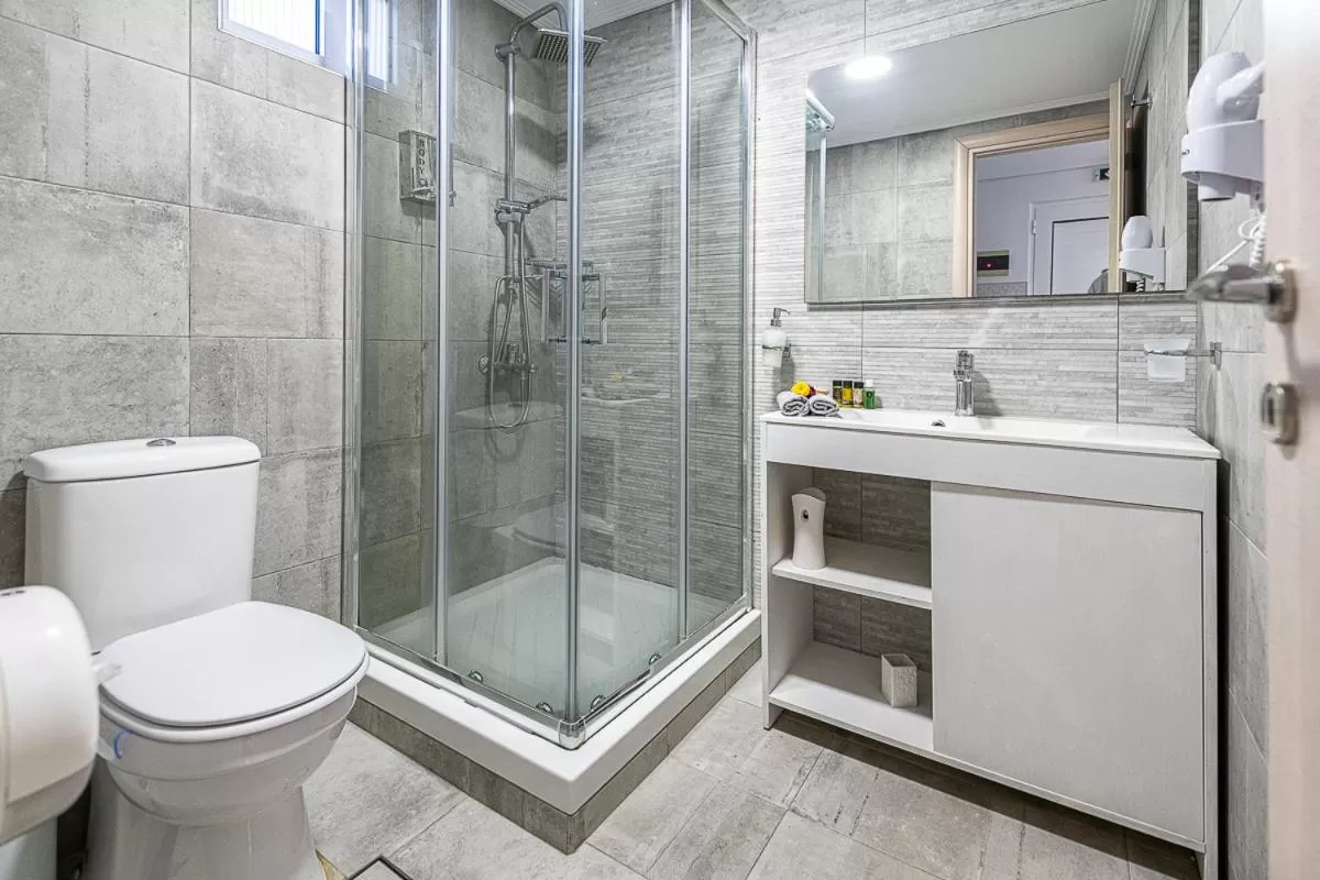 Comfort Stay Athens Airport Hotel - FREE shuttle from and to the airport