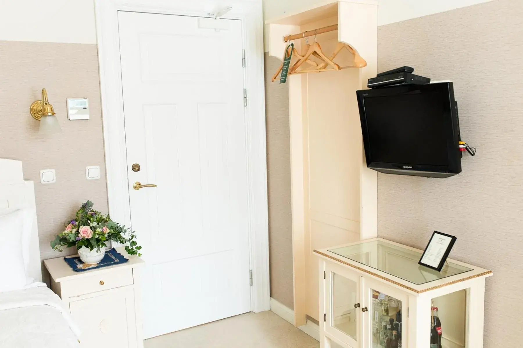 Garden Villa Single Room in Villa Ammende Restaurant and Hotel Garden Villa Single Room in Villa Ammende Restaurant and Hotel