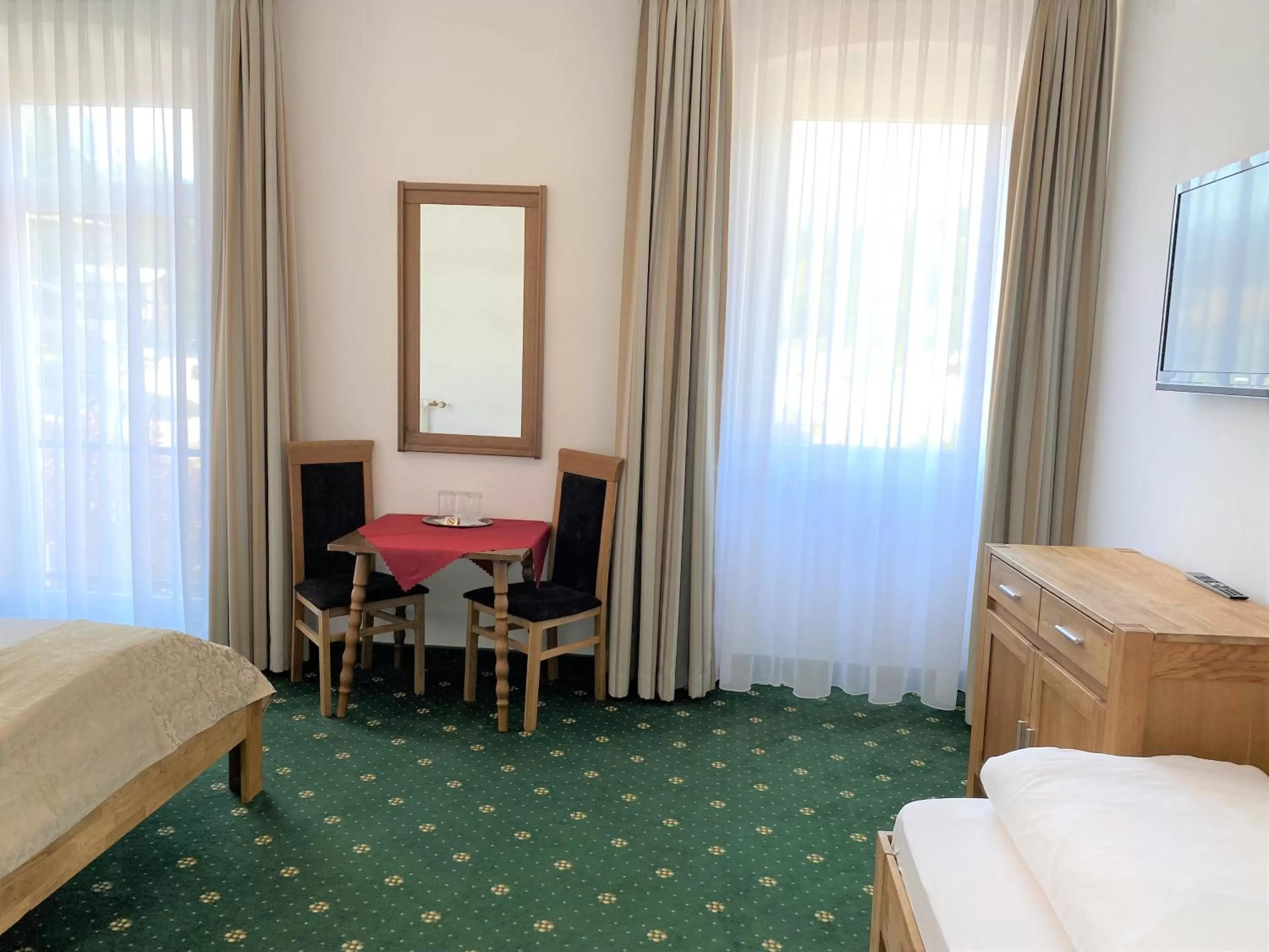 Photo of the whole room, Bed in Hotel Schwabenwirt