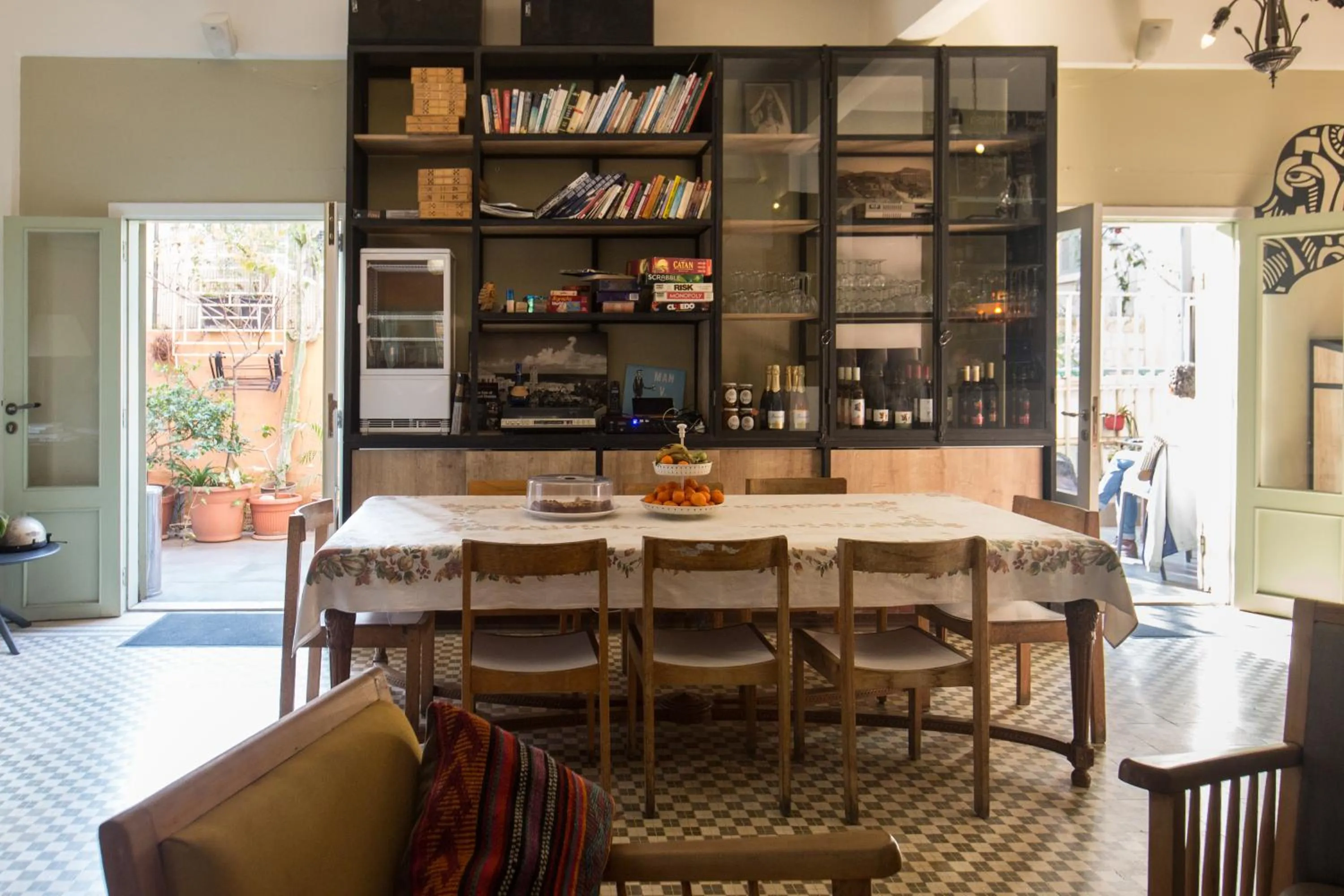 Lounge or bar in The Grand Meshmosh Hotel