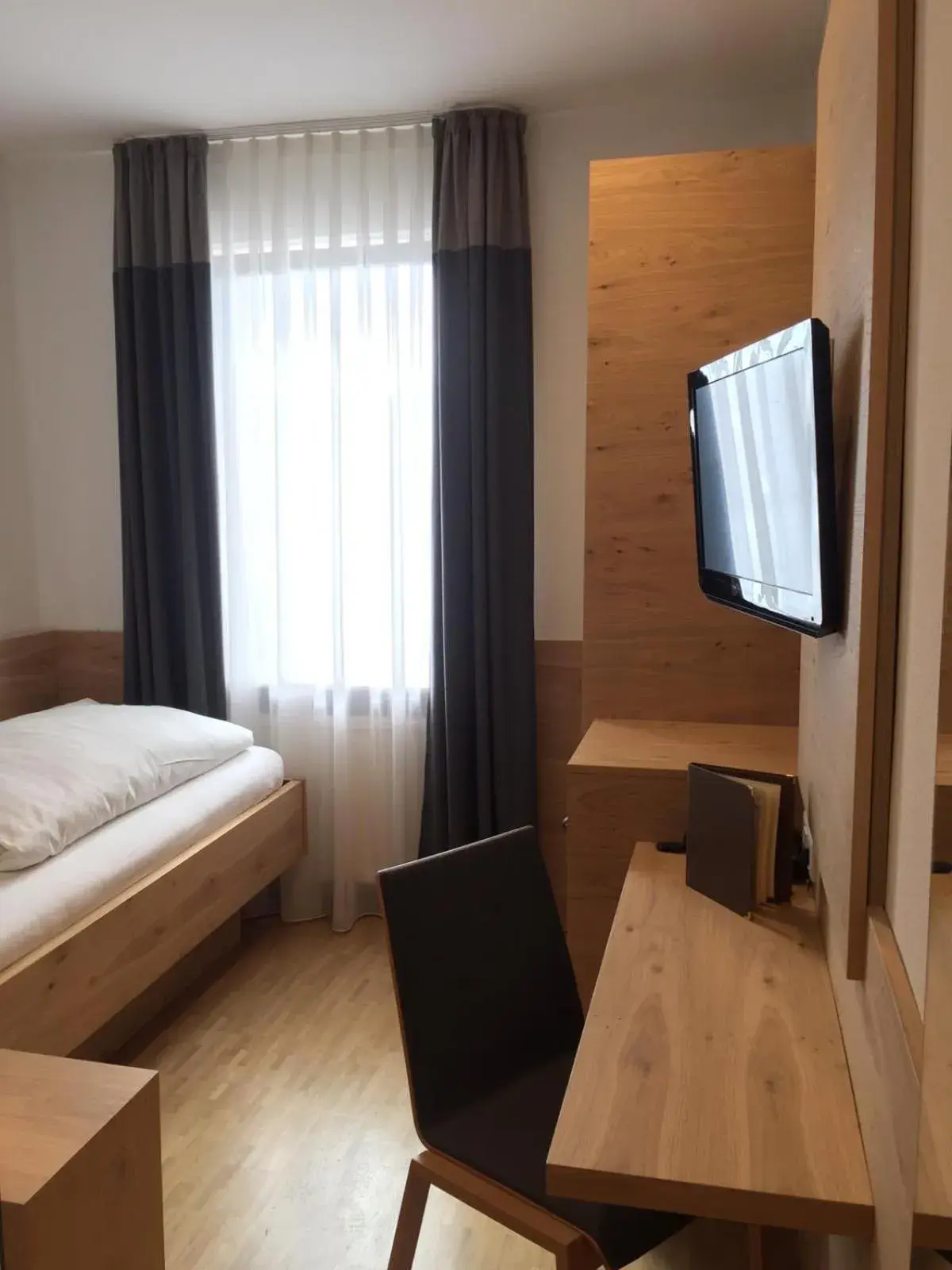 Single Room in Hotel Zur Schönen Aussicht Single Room in Hotel Zur Schönen Aussicht