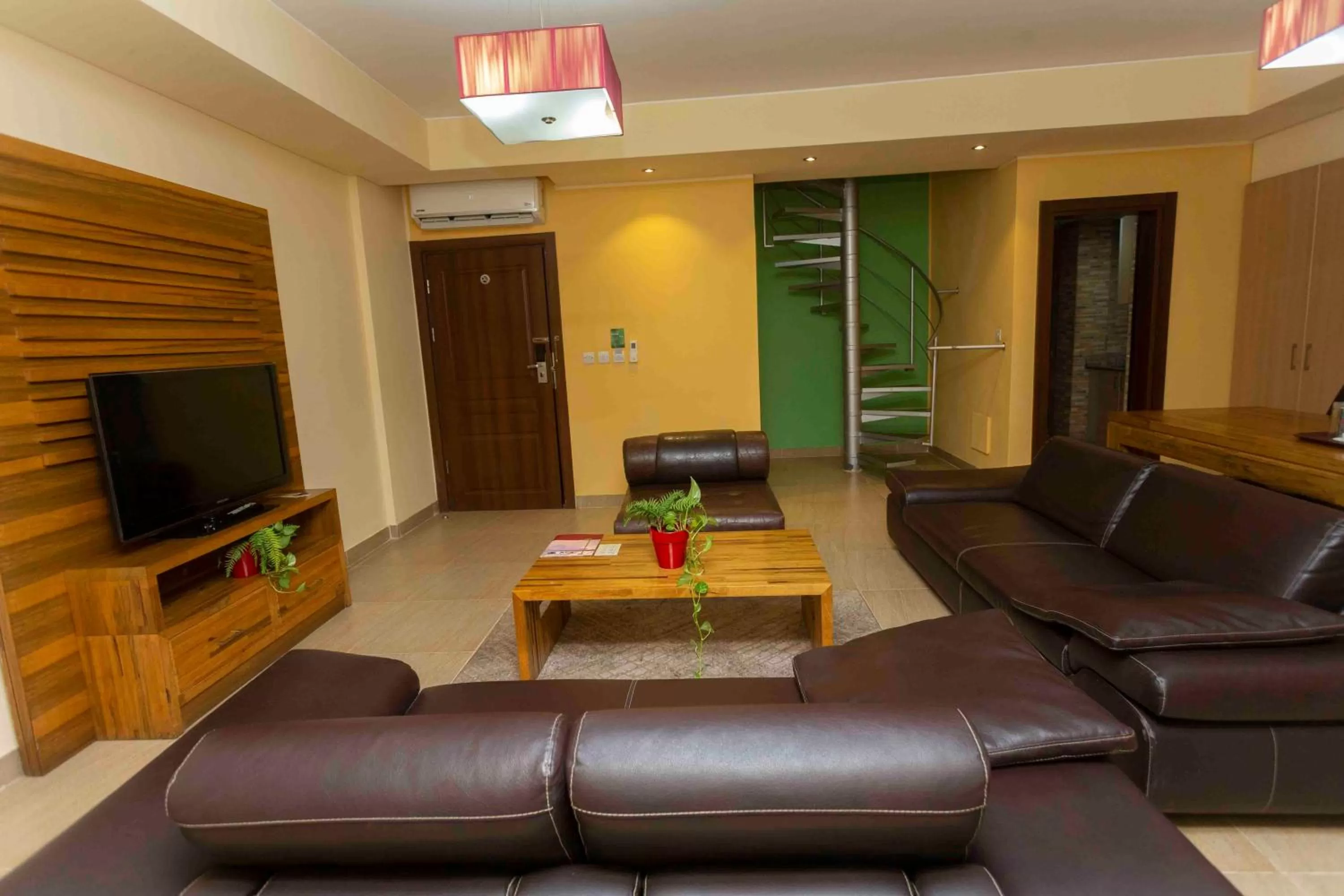 Roots Hotel Apartment