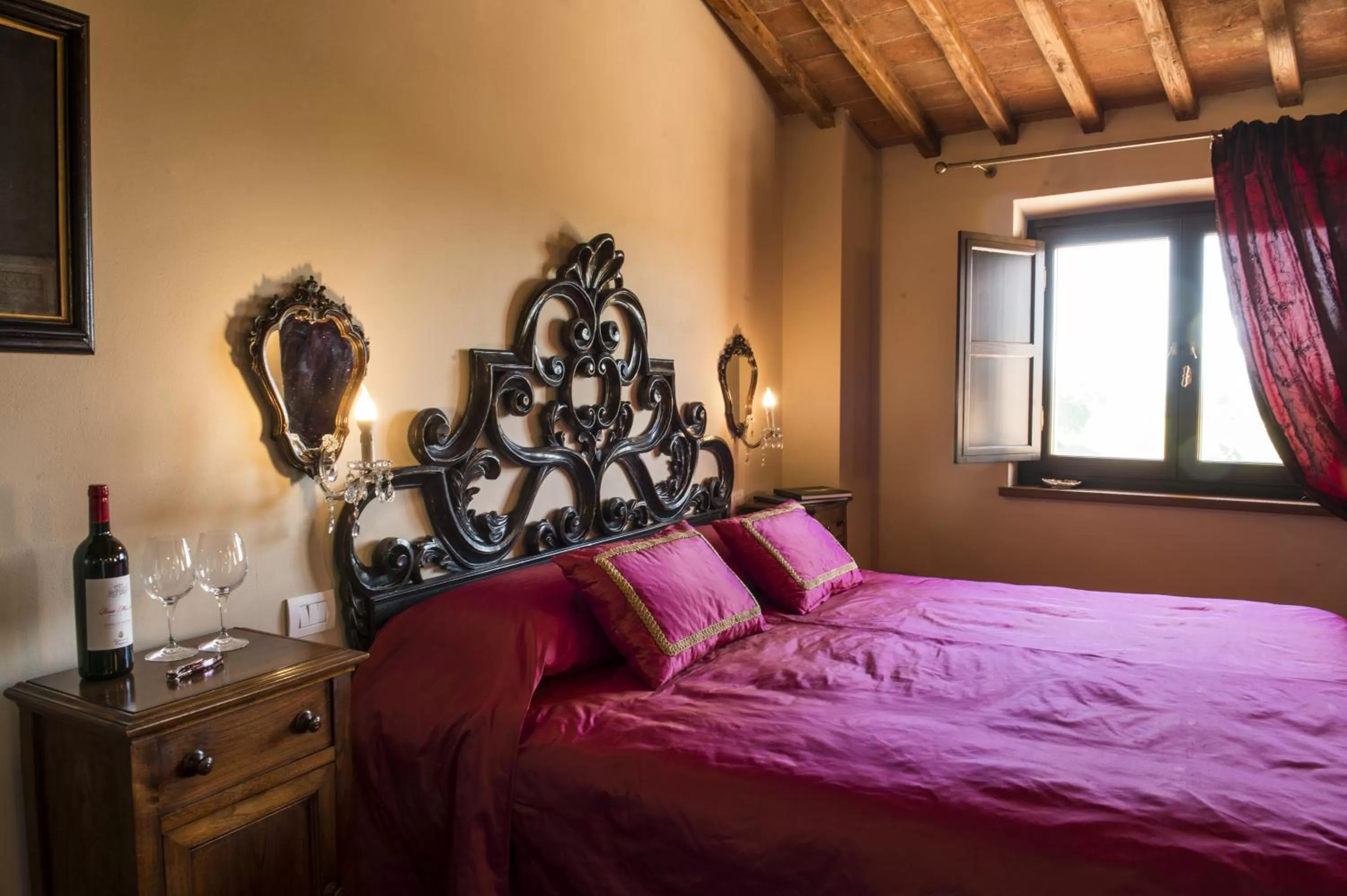 Bed in Palazzo Pacini