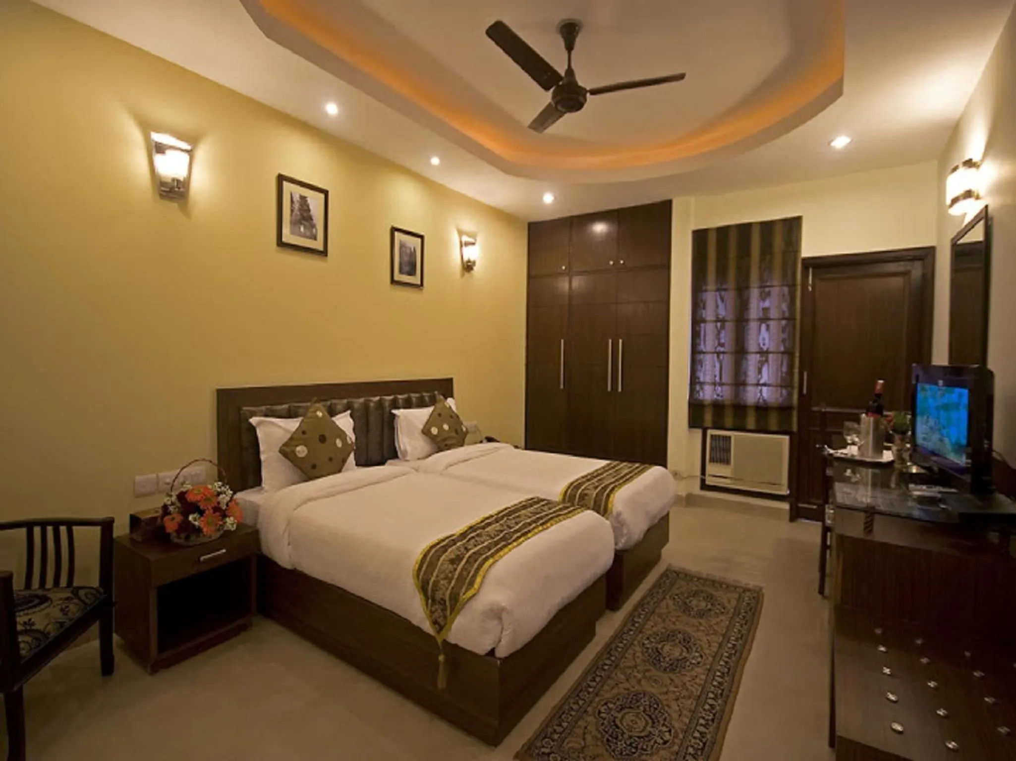 Bedroom, Bed in Red Maple Bed & Breakfast