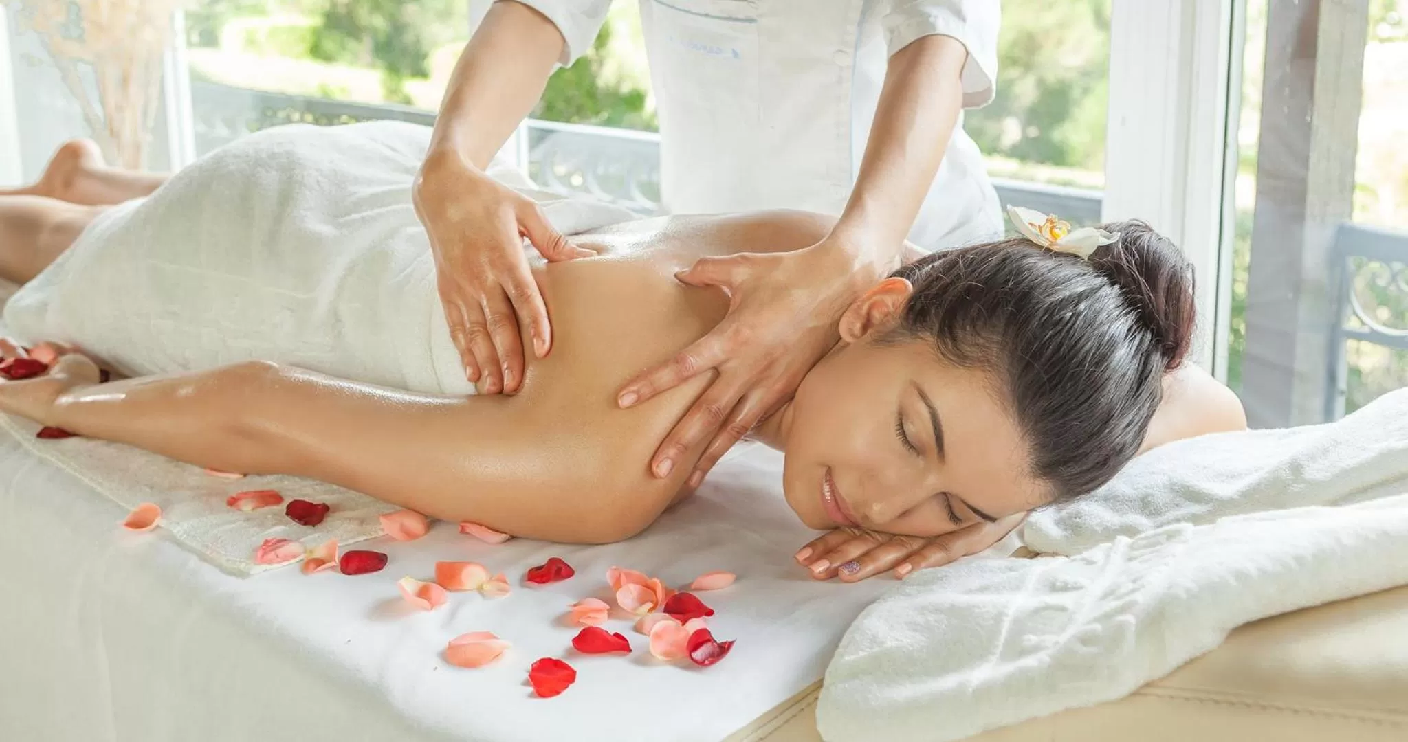 Massage in El Mouradi Palace- Couple et Famille uniquement