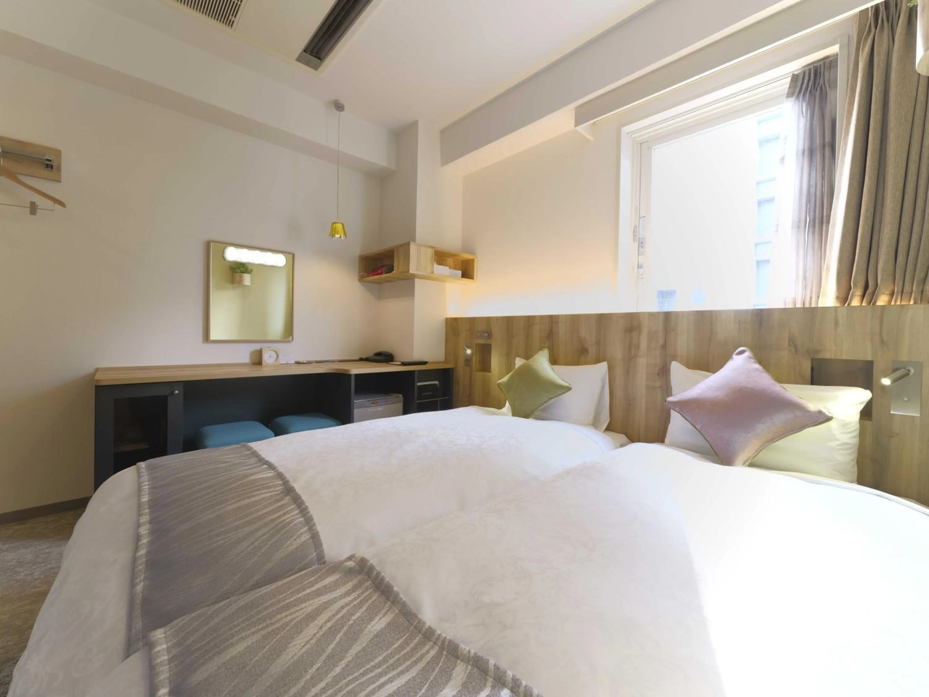 Photo of the whole room, Bed in Meitetsu Inn Nagoya Sakuradori