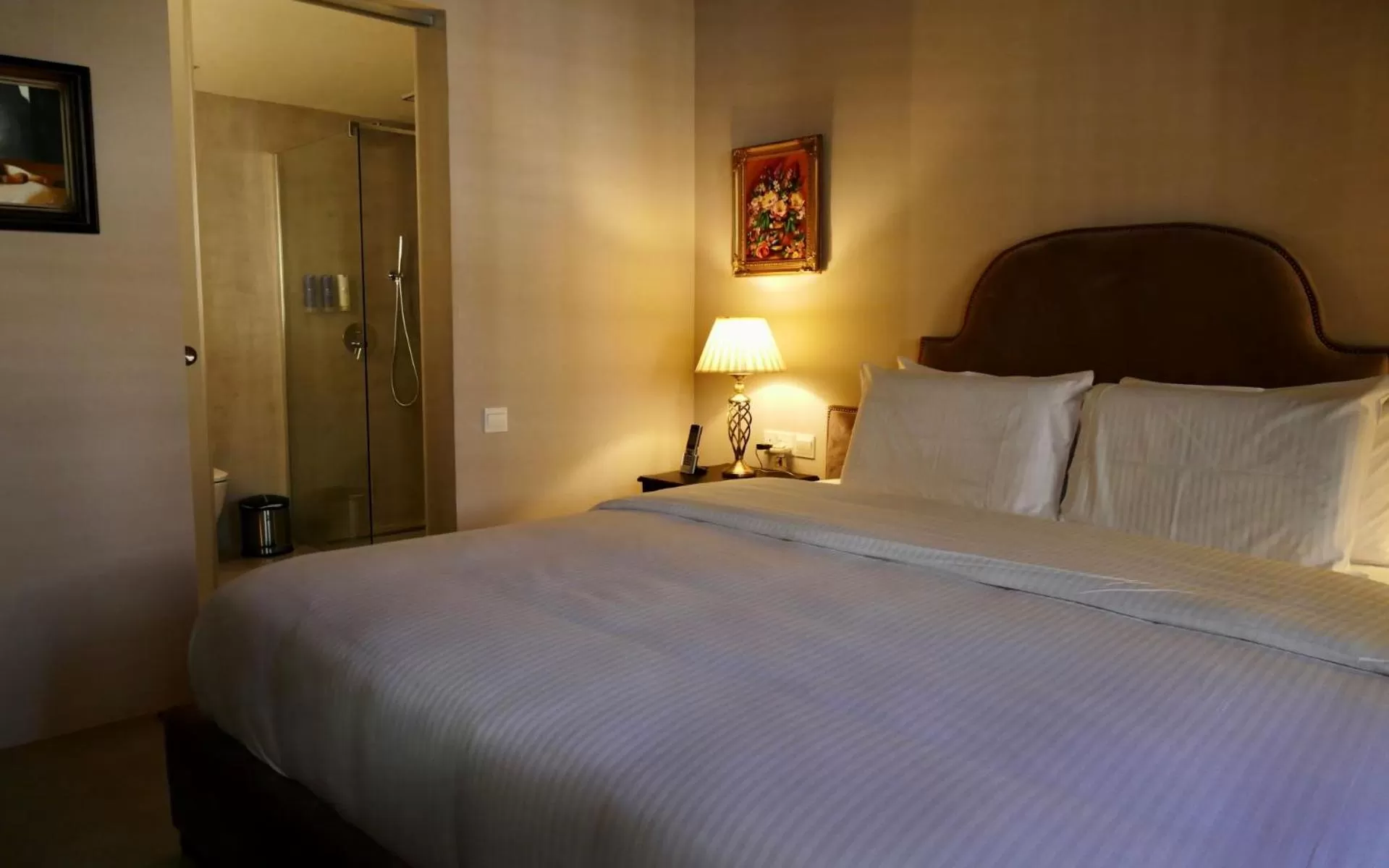 Bed in Madama Residence