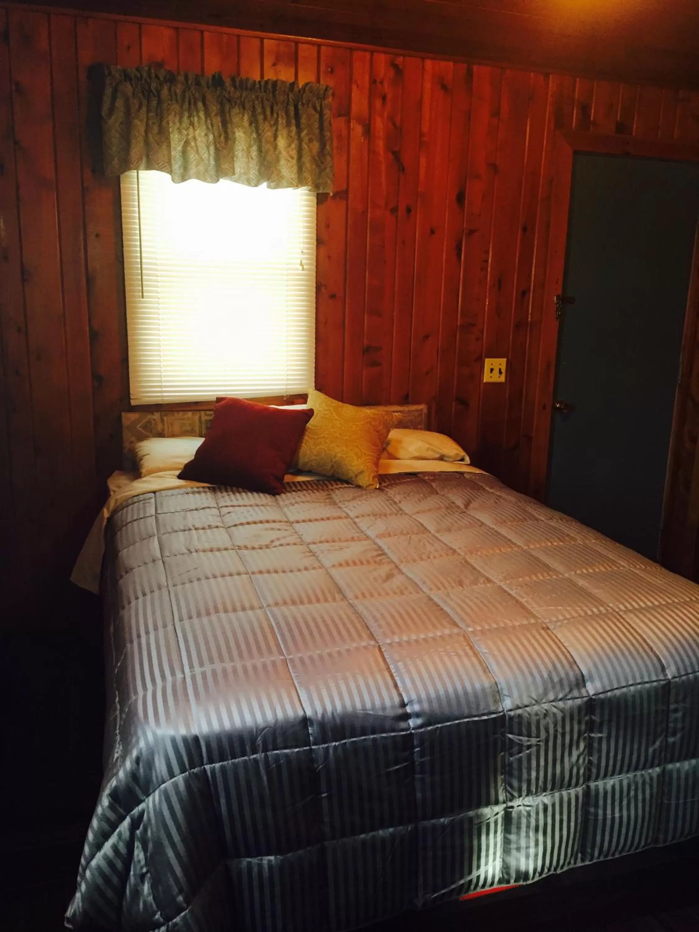 adoba® hotel Naubinway